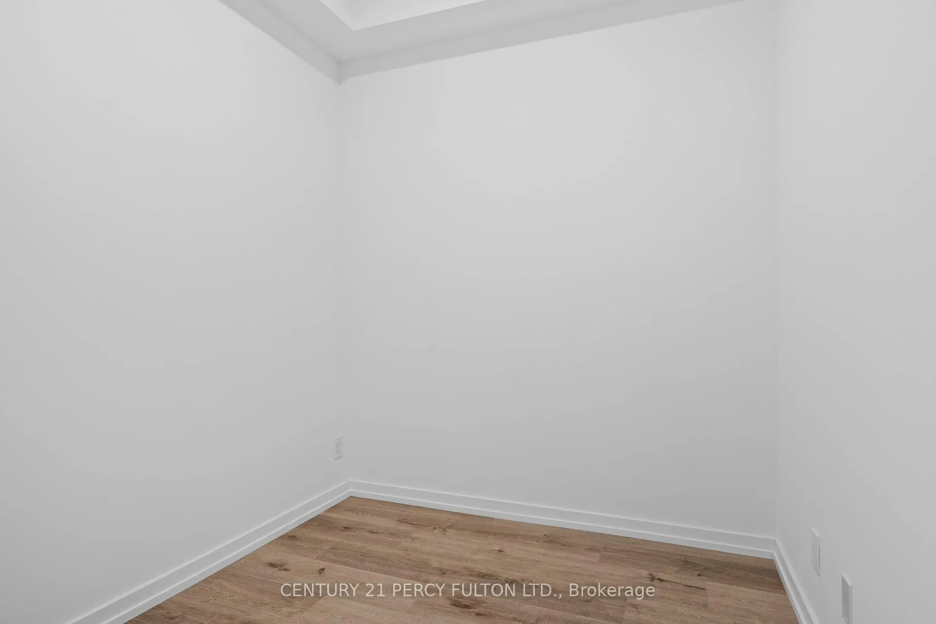 Photo 16 of Unit 4207, 7890 Jane Street, Vaughan, Vaughan Corporate Centre — HOMEH