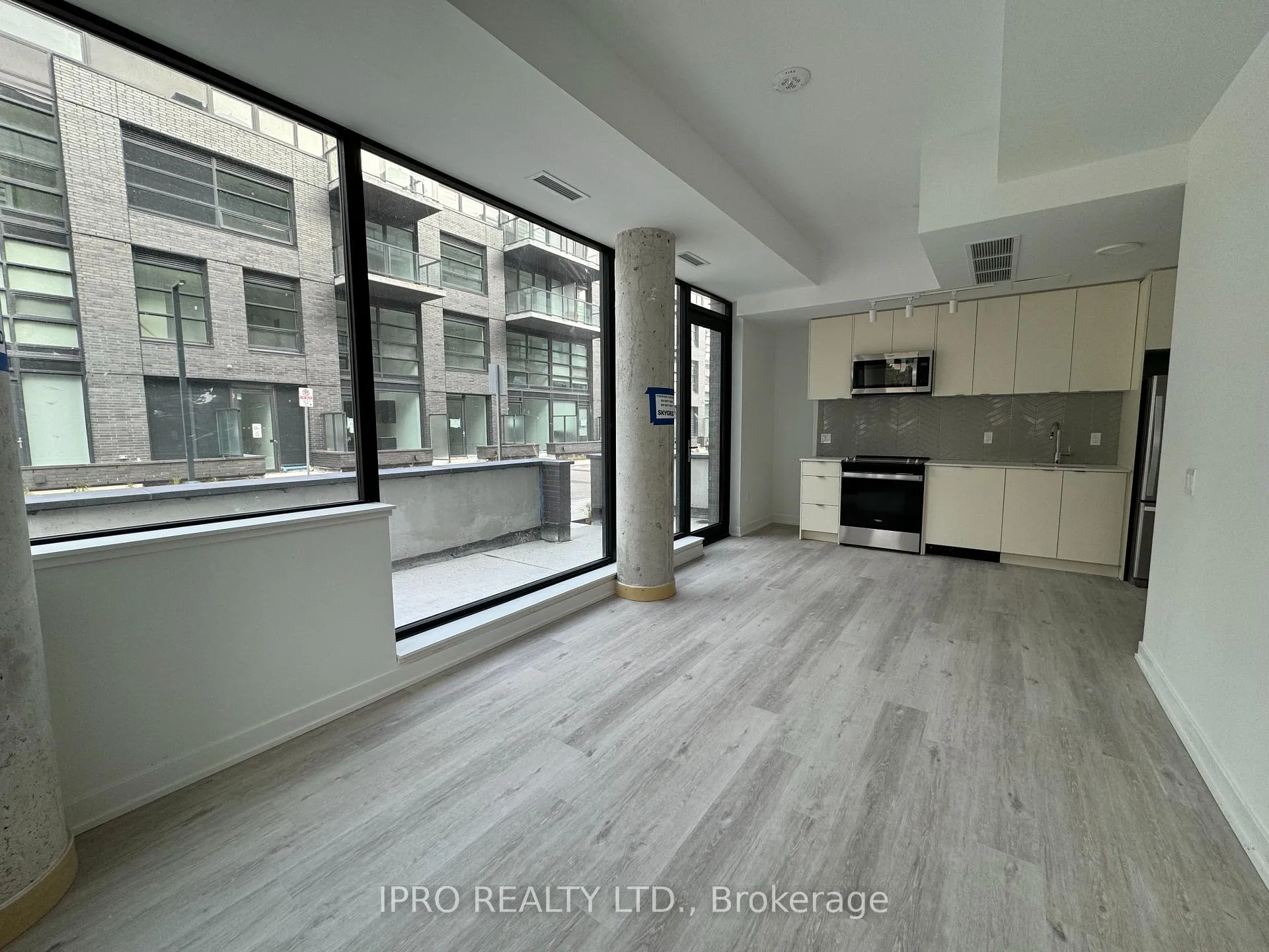 Photo 1 of Unit 137, 1612 Charles Street, Whitby, Port Whitby — HOMEH