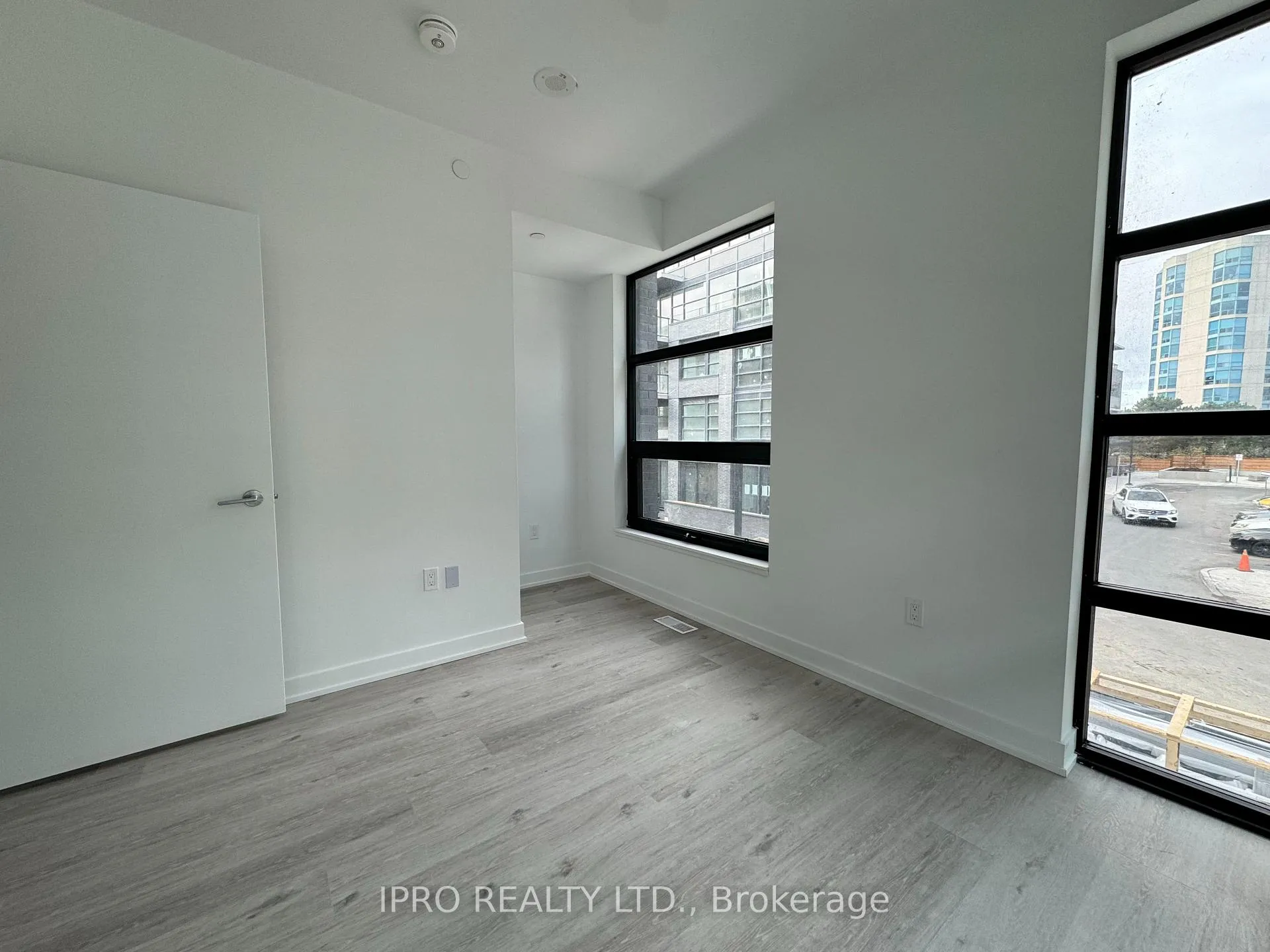 Photo 10 of Unit 137, 1612 Charles Street, Whitby, Port Whitby — HOMEH