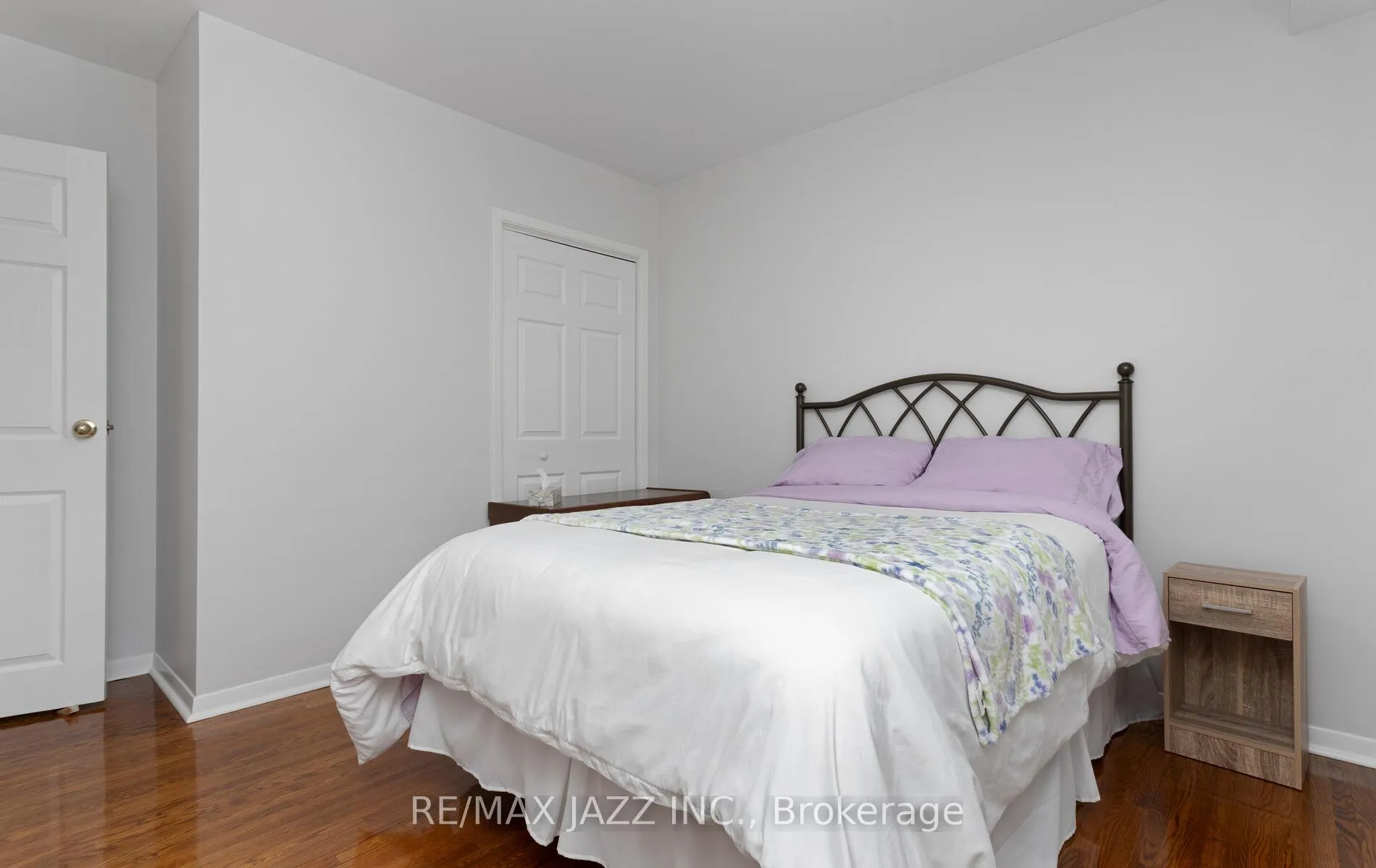 Photo 11 of 296 Inverness Drive, Oshawa, McLaughlin — HOMEH