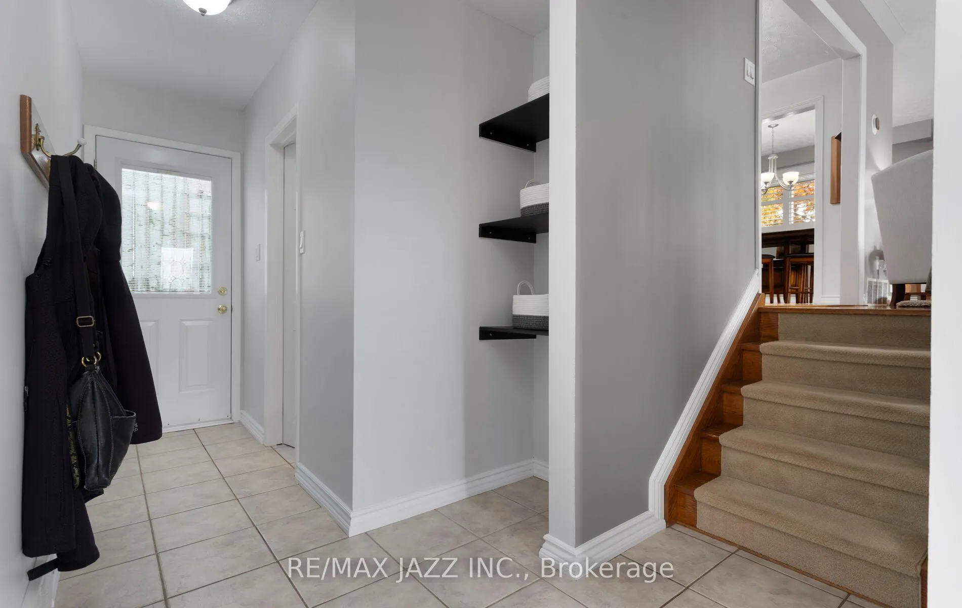 Photo 12 of 296 Inverness Drive, Oshawa, McLaughlin — HOMEH