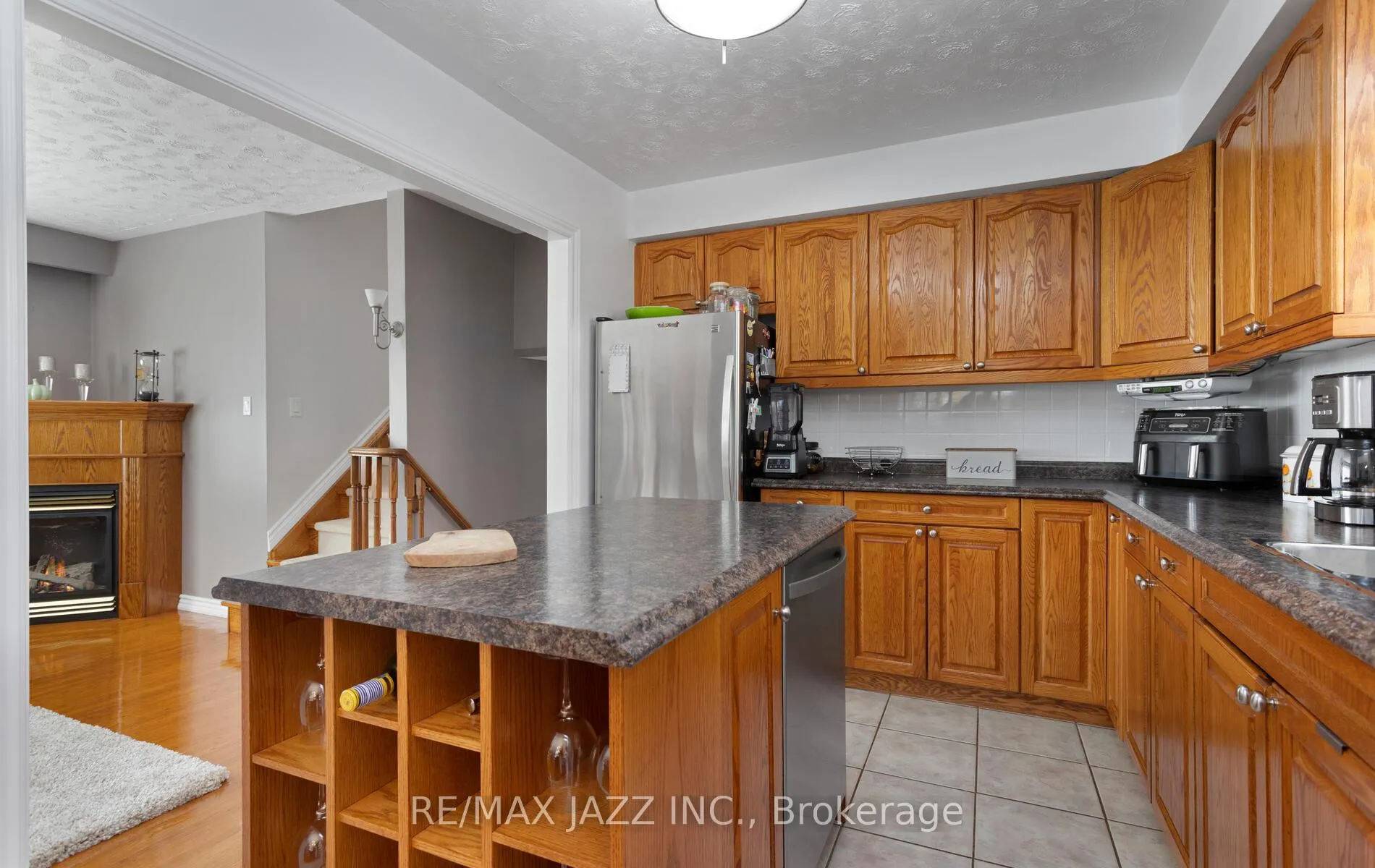 Photo 25 of 296 Inverness Drive, Oshawa, McLaughlin — HOMEH