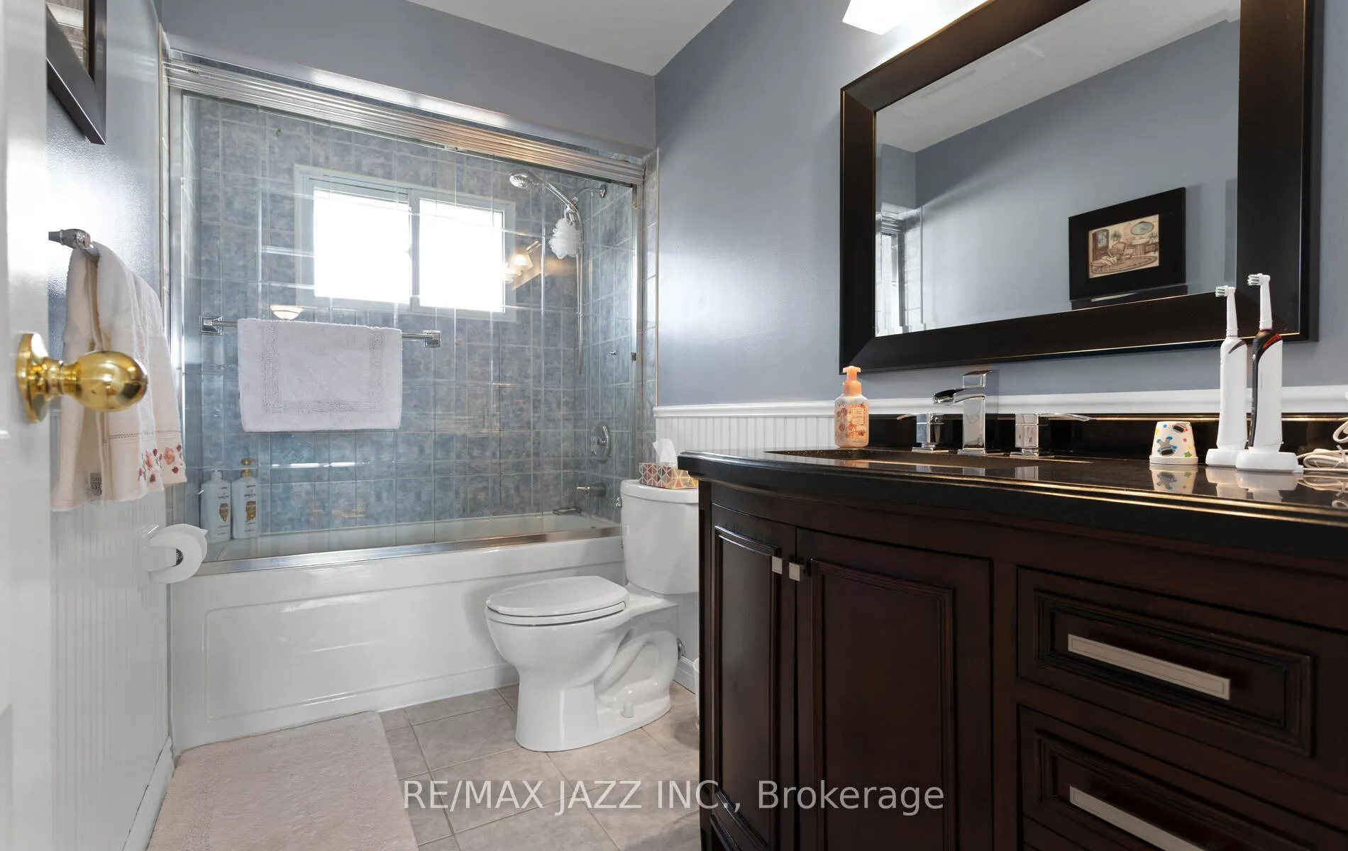 Photo 31 of 296 Inverness Drive, Oshawa, McLaughlin — HOMEH