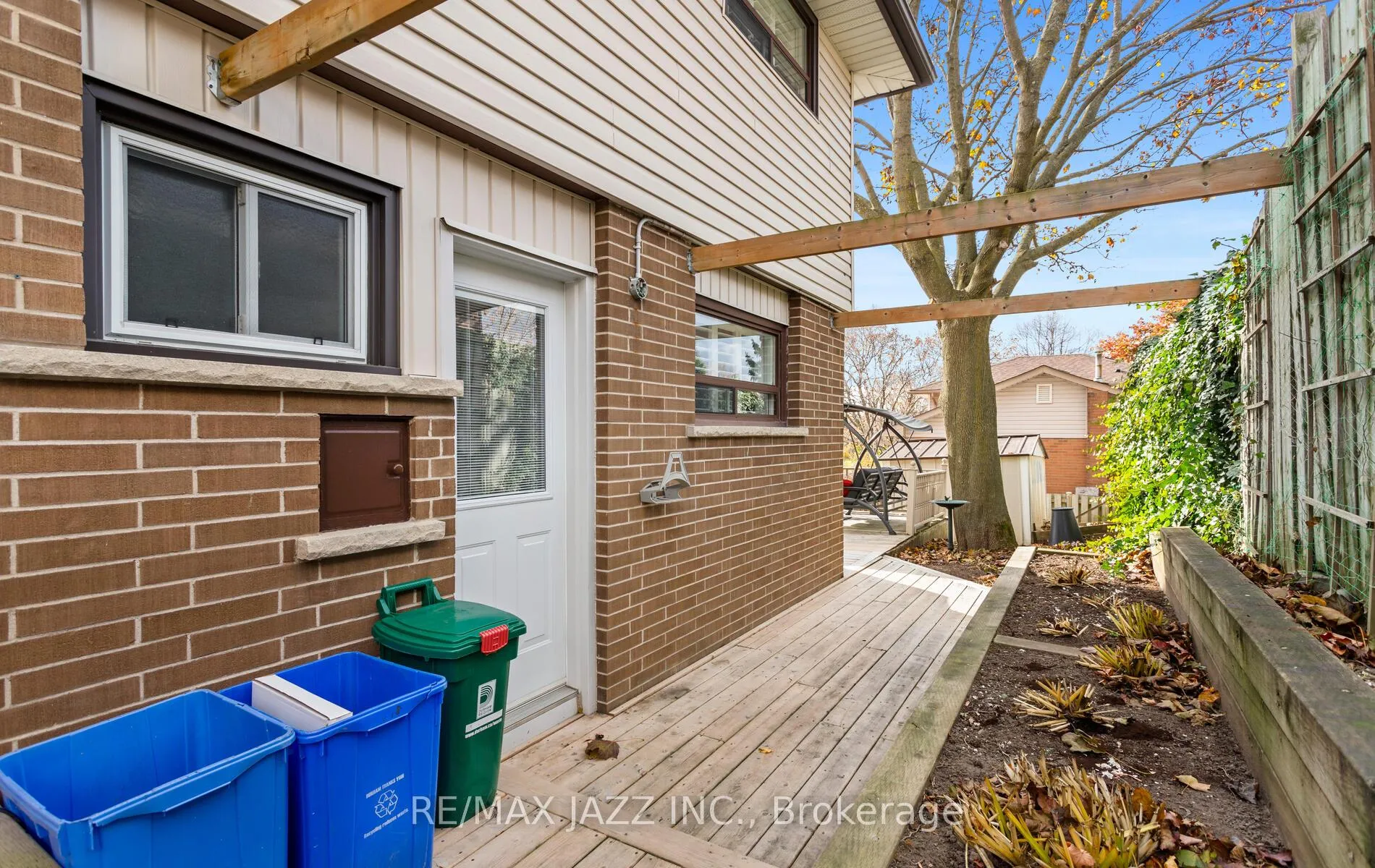 Photo 36 of 296 Inverness Drive, Oshawa, McLaughlin — HOMEH
