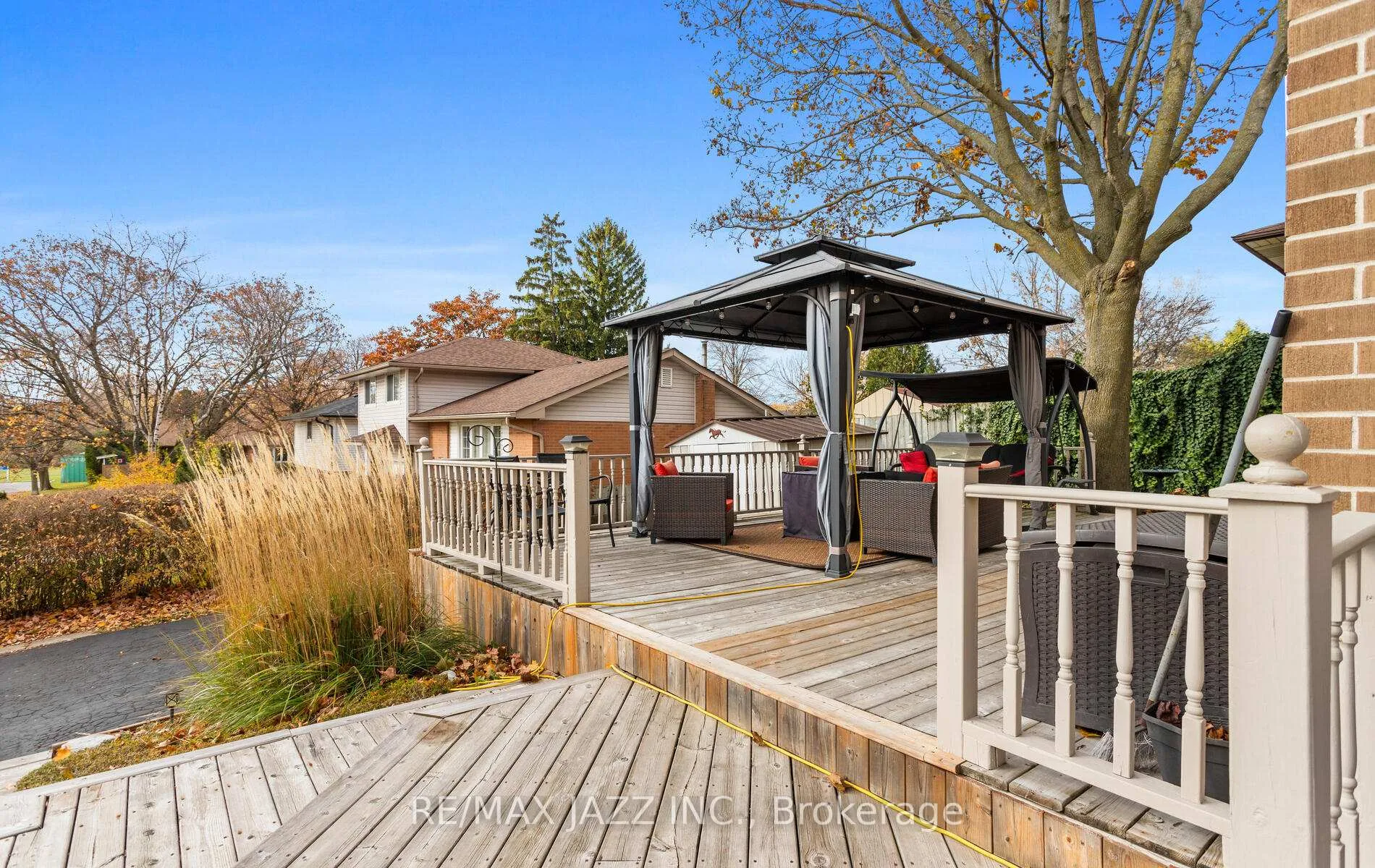 Photo 38 of 296 Inverness Drive, Oshawa, McLaughlin — HOMEH