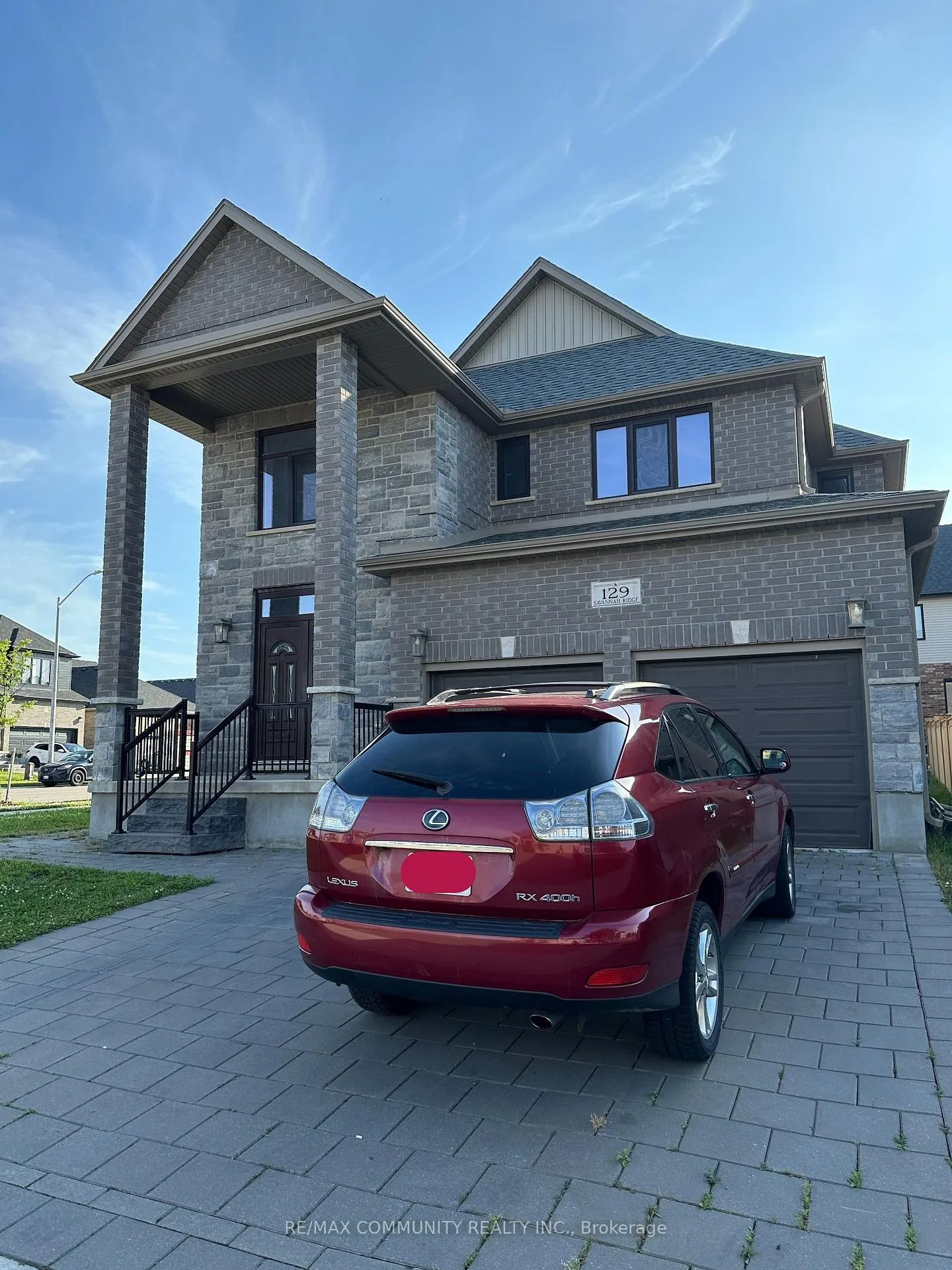 Photo 2 of 129 Savannah Ridge Drive, Brant, Paris — HOMEH