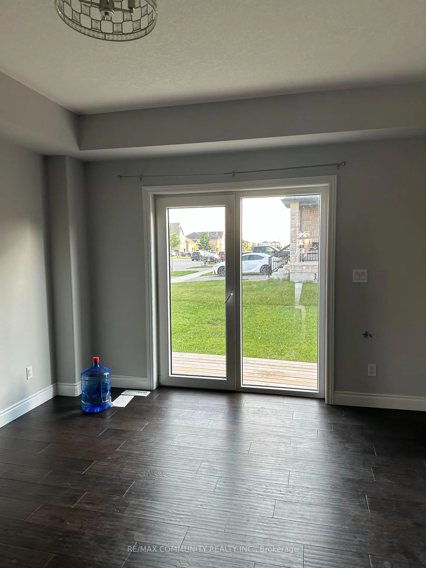 Photo 7 of 129 Savannah Ridge Drive, Brant, Paris — HOMEH