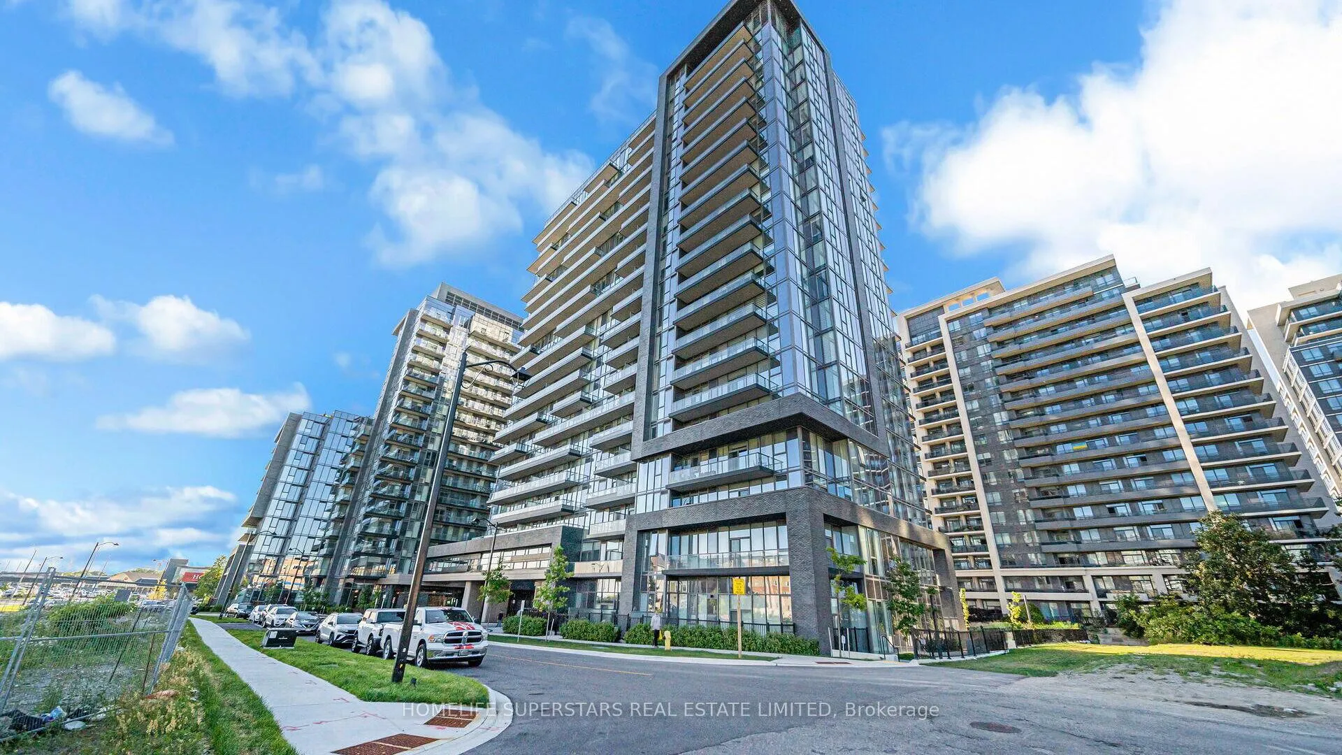 Photo 1 of Unit 815, 10 Gatineau Drive, Vaughan, Beverley Glen — HOMEH