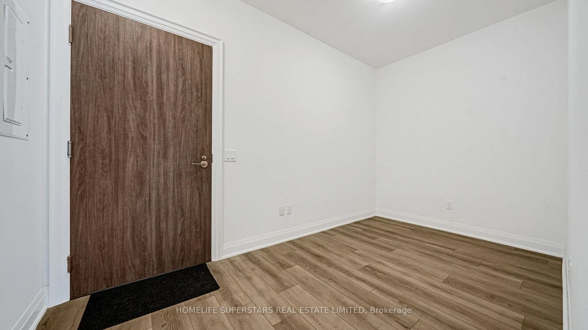 Photo 7 of Unit 815, 10 Gatineau Drive, Vaughan, Beverley Glen — HOMEH