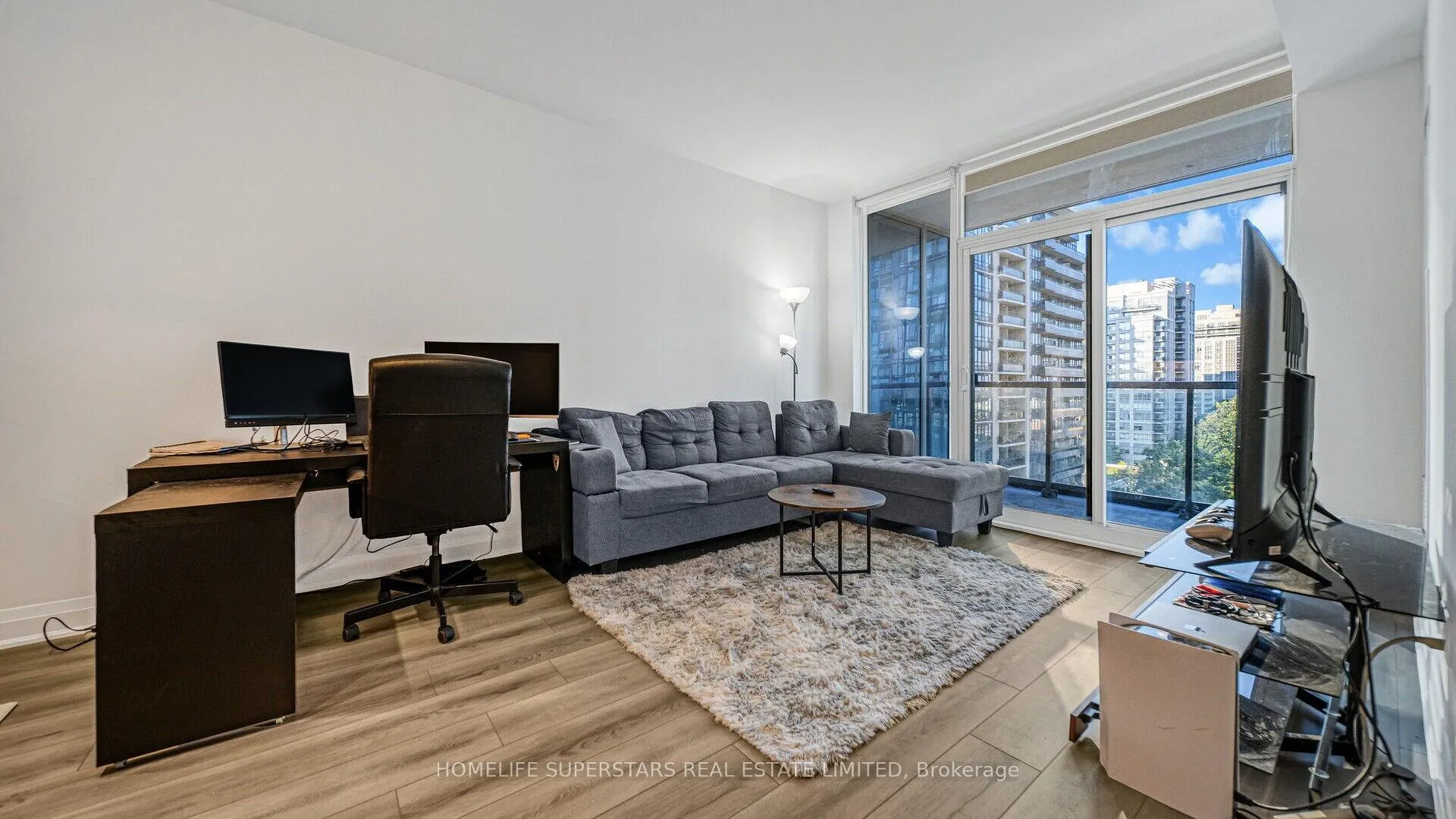 Photo 11 of Unit 815, 10 Gatineau Drive, Vaughan, Beverley Glen — HOMEH