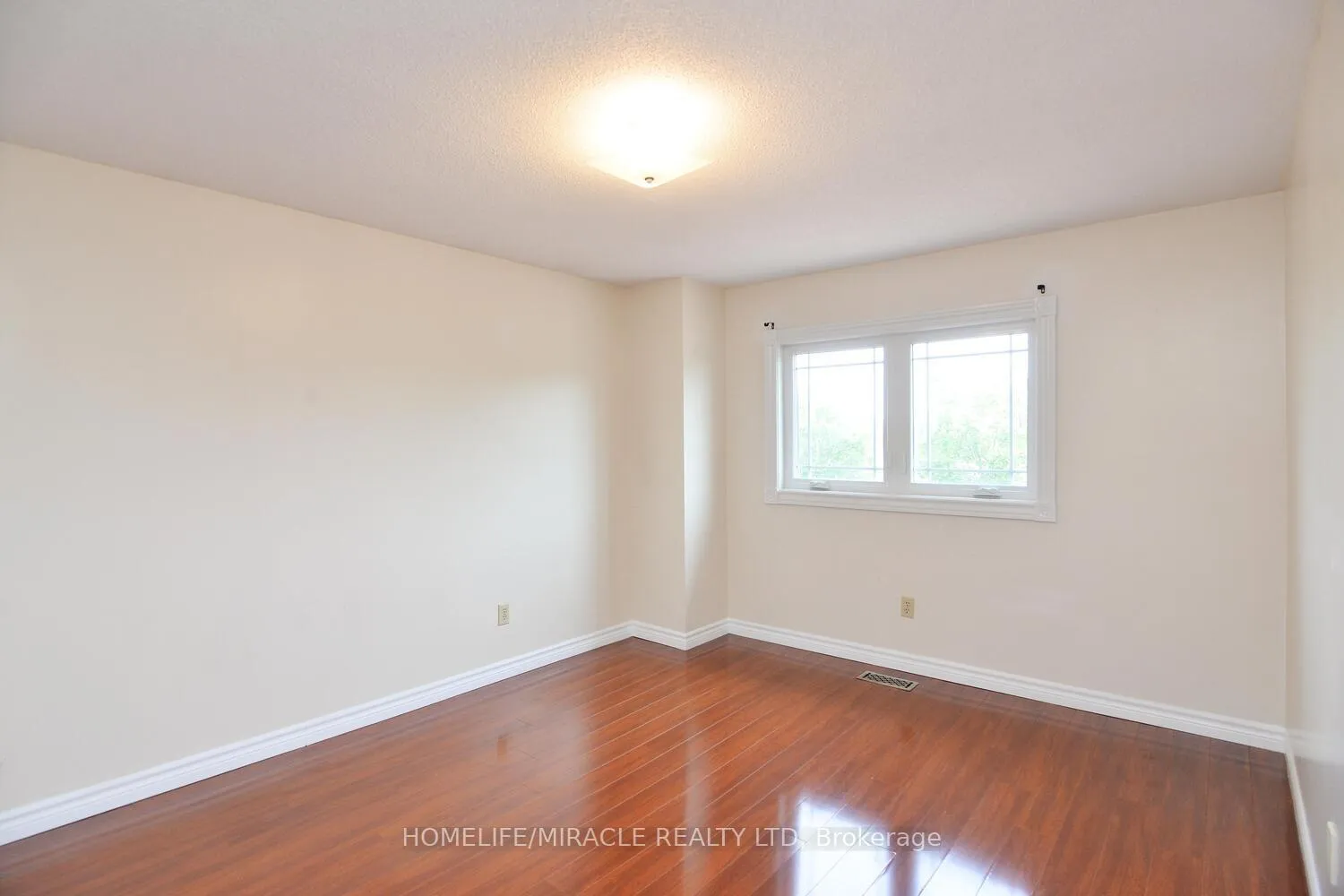 Photo 28 of Unit Upper, 98 Gatesgill Street, Brampton, Brampton West — HOMEH