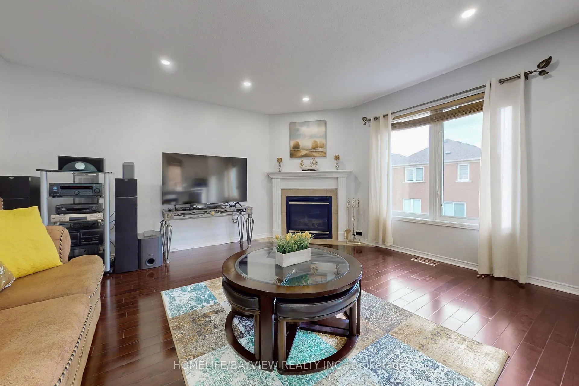 Photo 10 of 159 Yellowood Circle, Vaughan, Patterson — HOMEH