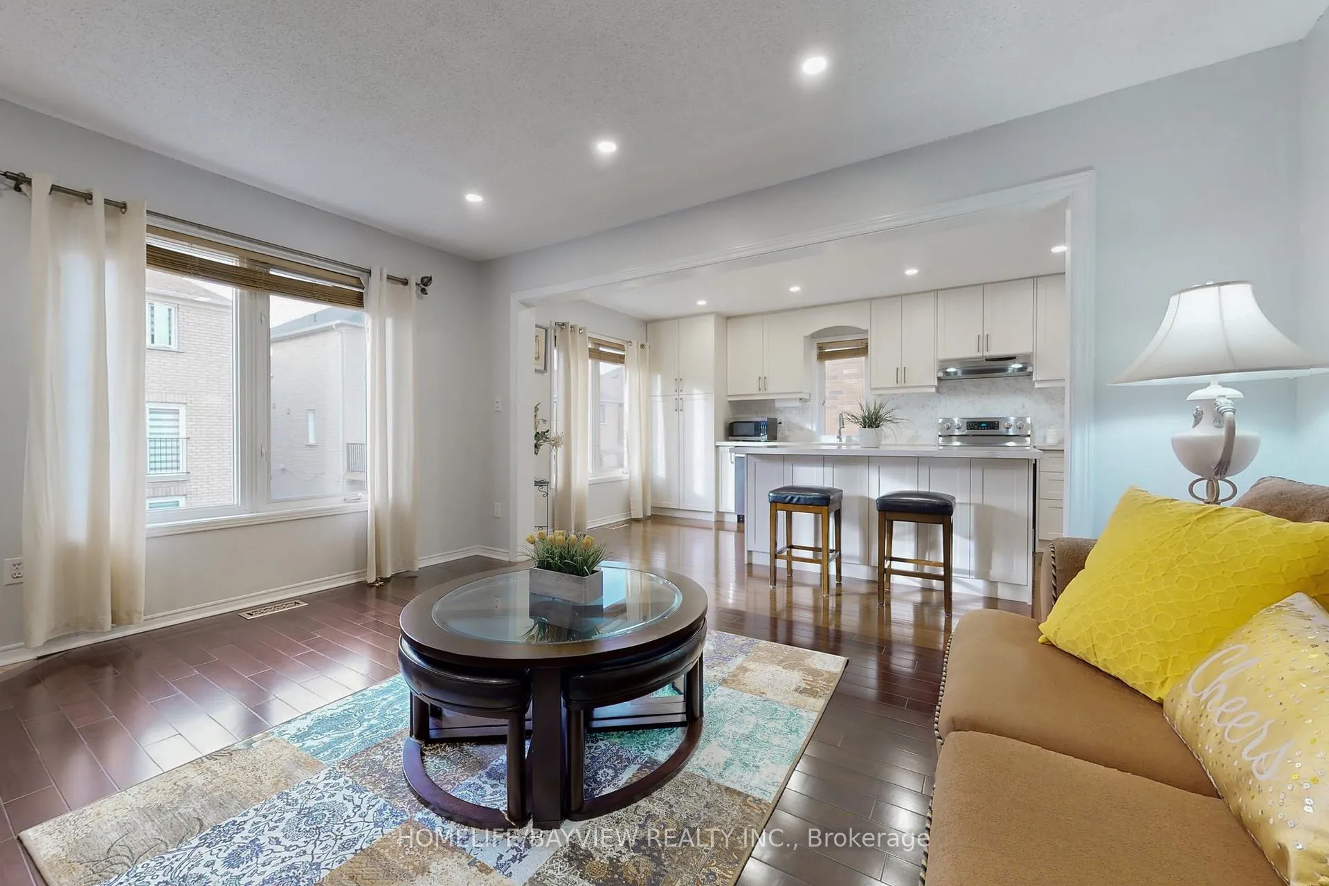 Photo 11 of 159 Yellowood Circle, Vaughan, Patterson — HOMEH