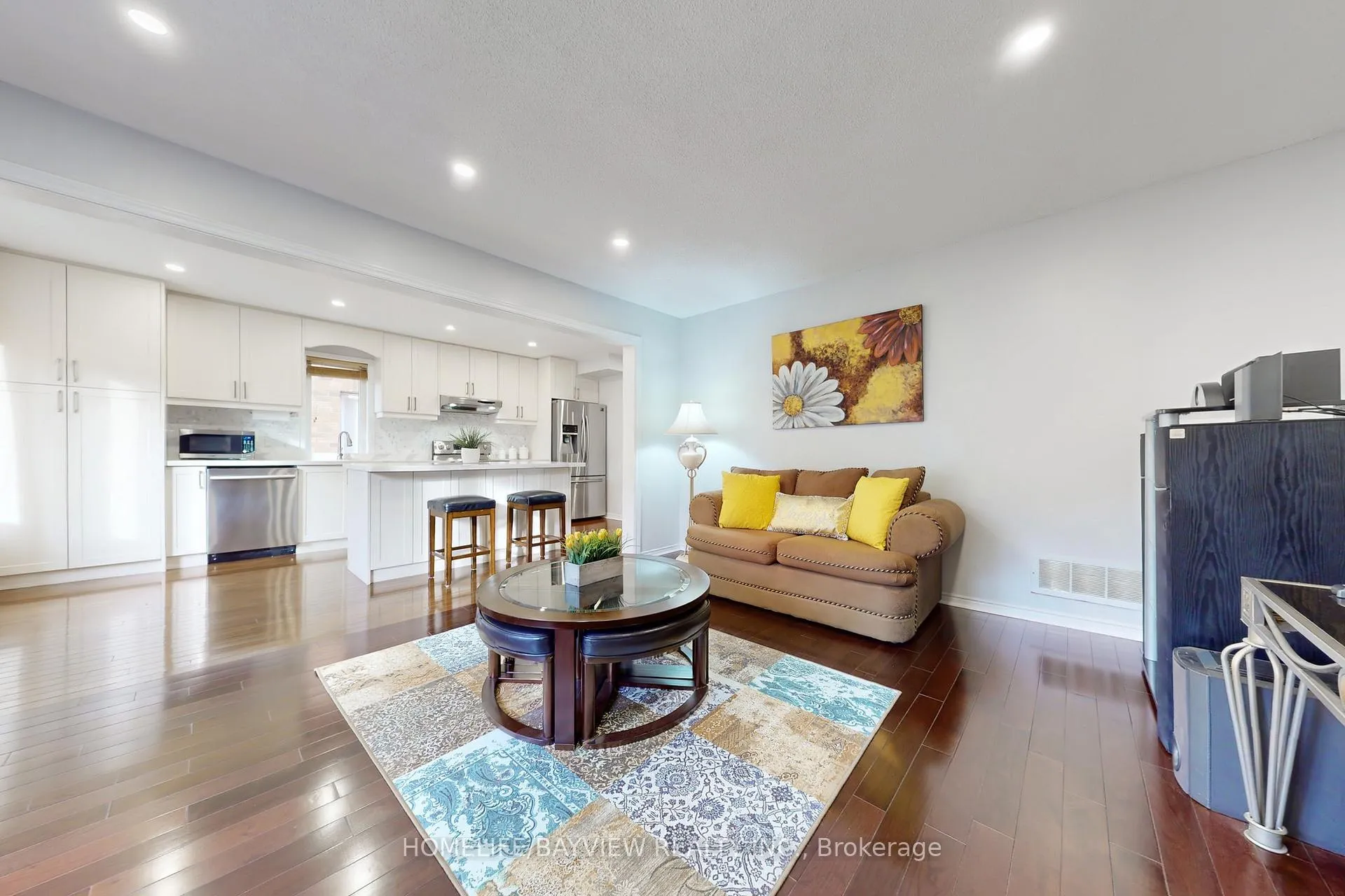 Photo 12 of 159 Yellowood Circle, Vaughan, Patterson — HOMEH