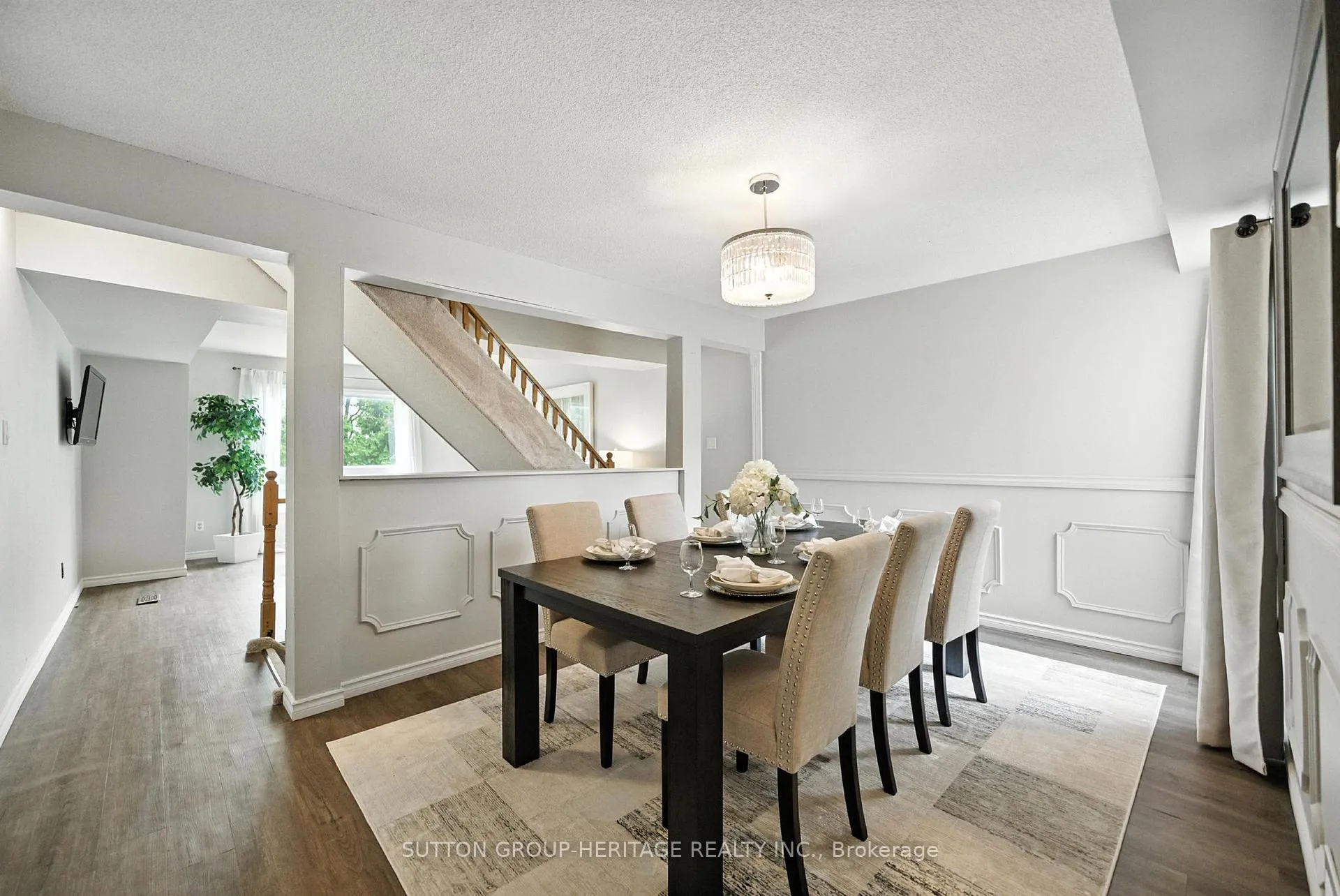 Front of Unit 29, 601 Galahad Drive