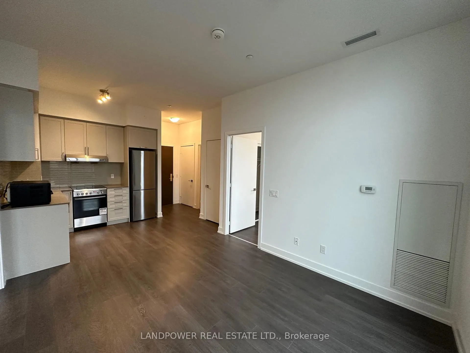 Photo 3 of Unit 921W, 268 Buchanan Drive, Markham, Unionville — HOMEH