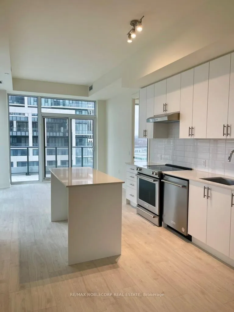 Photo 6 of Unit 603, 8960 Jane Street, Vaughan, Concord — HOMEH