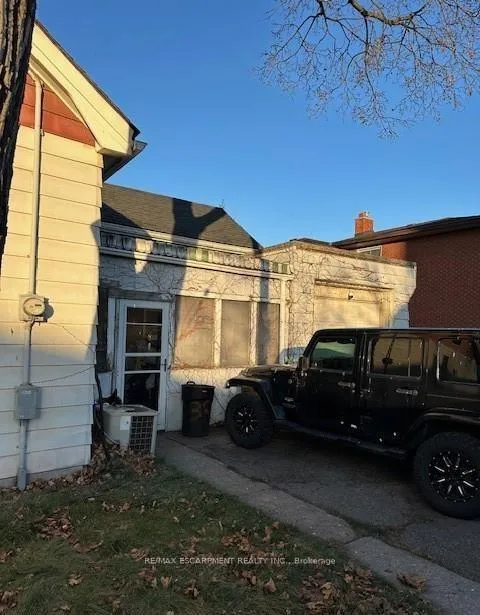 Photo 3 of 32 Steven Street, Hamilton, Landsdale — HOMEH