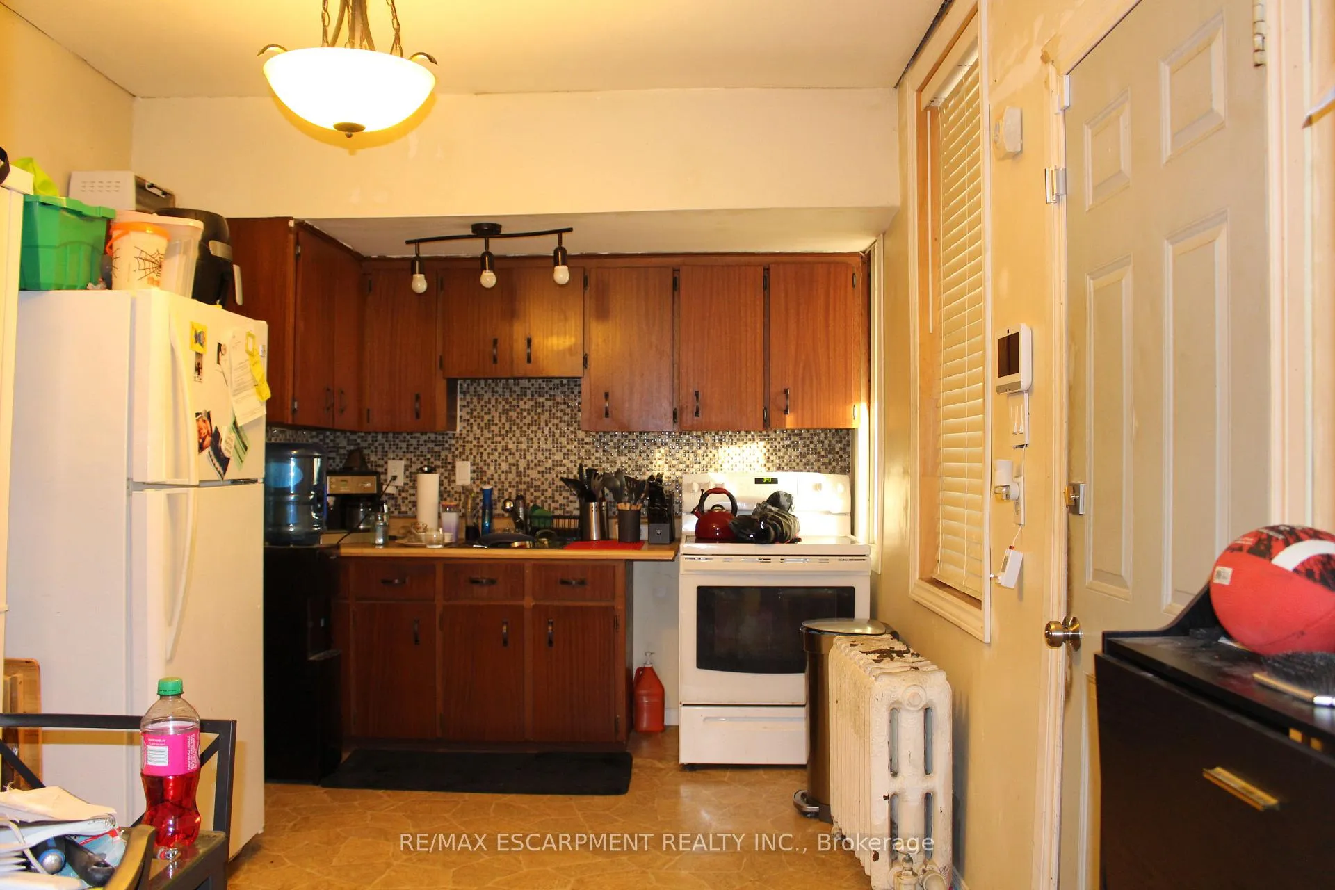 Photo 9 of 32 Steven Street, Hamilton, Landsdale — HOMEH