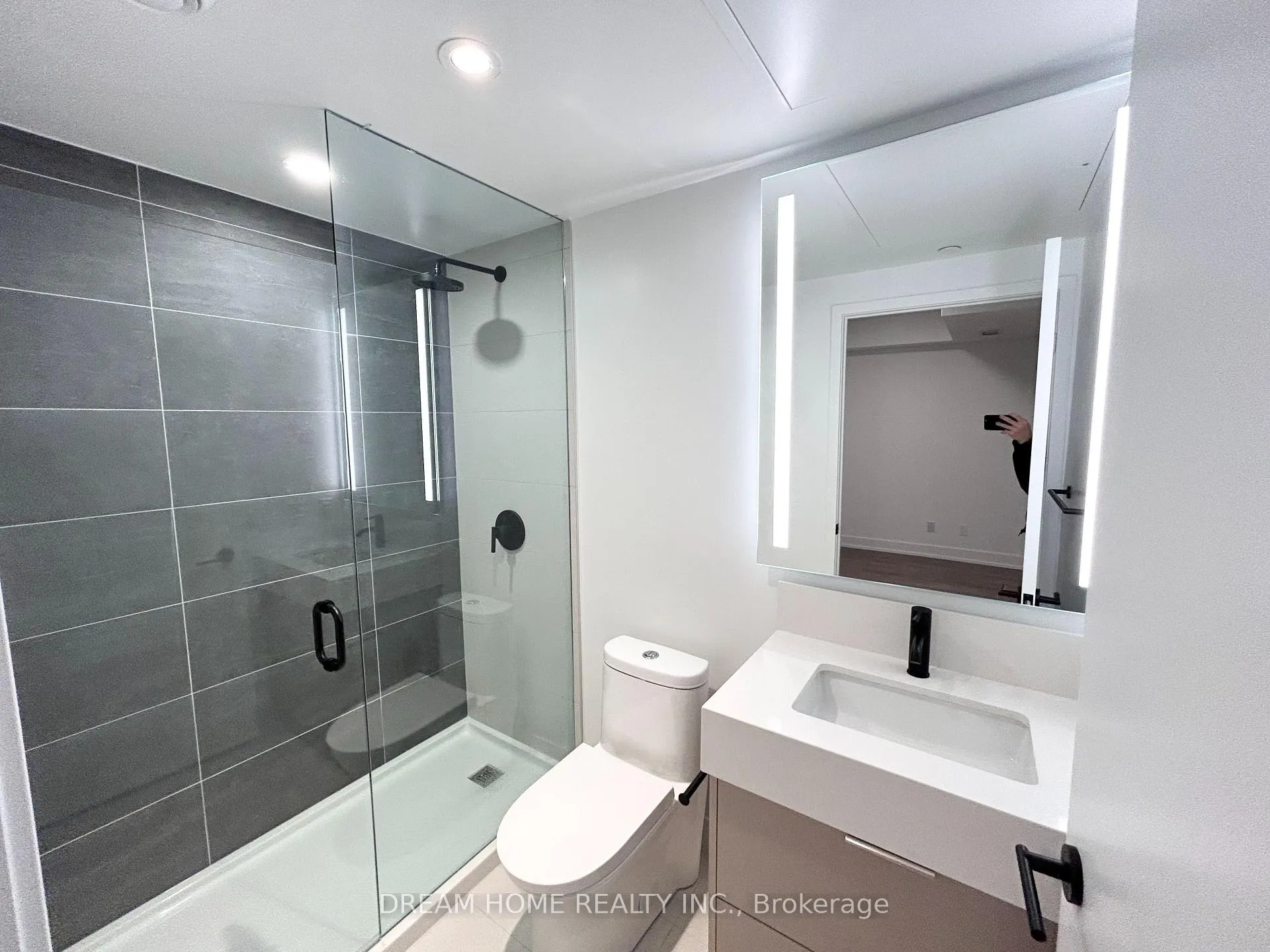 Photo 6 of Unit 401, 308 Jarvis Street, Toronto, Church-Yonge Corridor — HOMEH