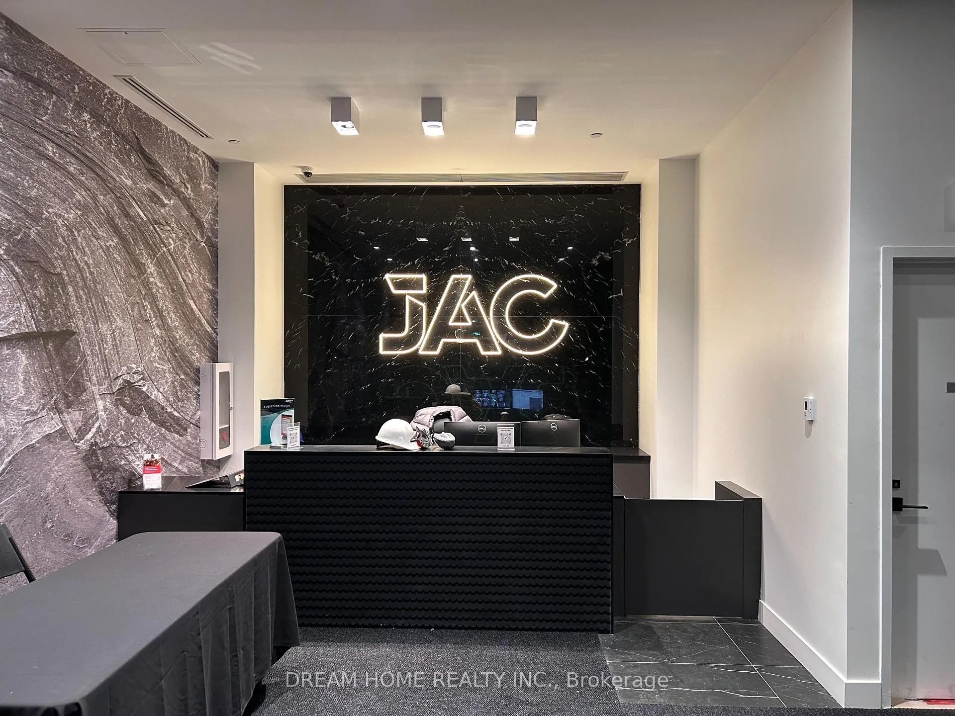 Photo 13 of Unit 401, 308 Jarvis Street, Toronto, Church-Yonge Corridor — HOMEH