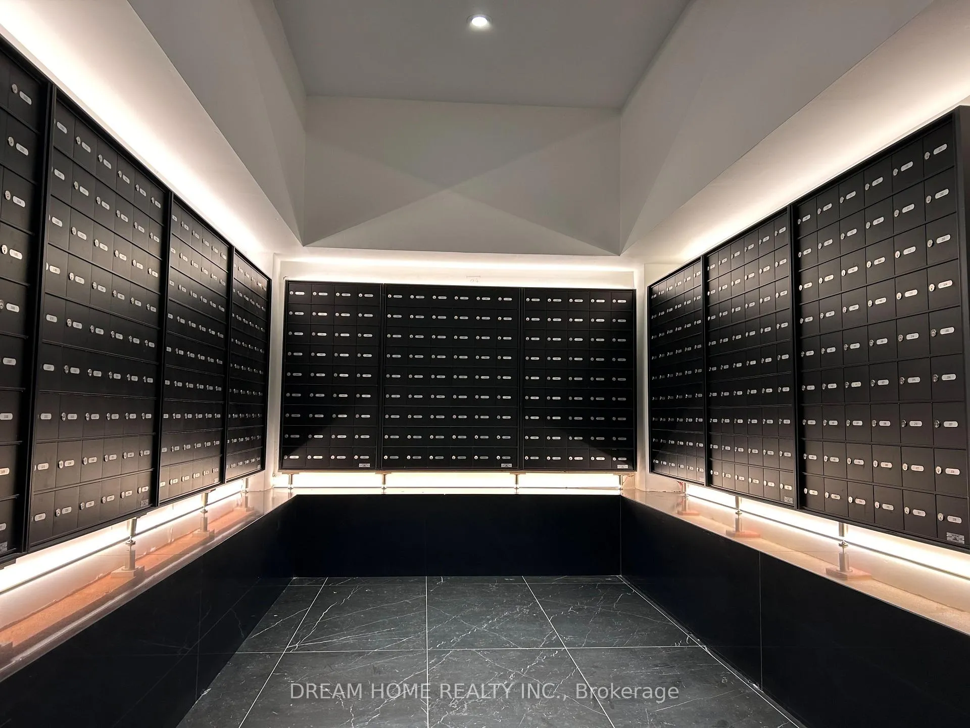 Photo 15 of Unit 401, 308 Jarvis Street, Toronto, Church-Yonge Corridor — HOMEH