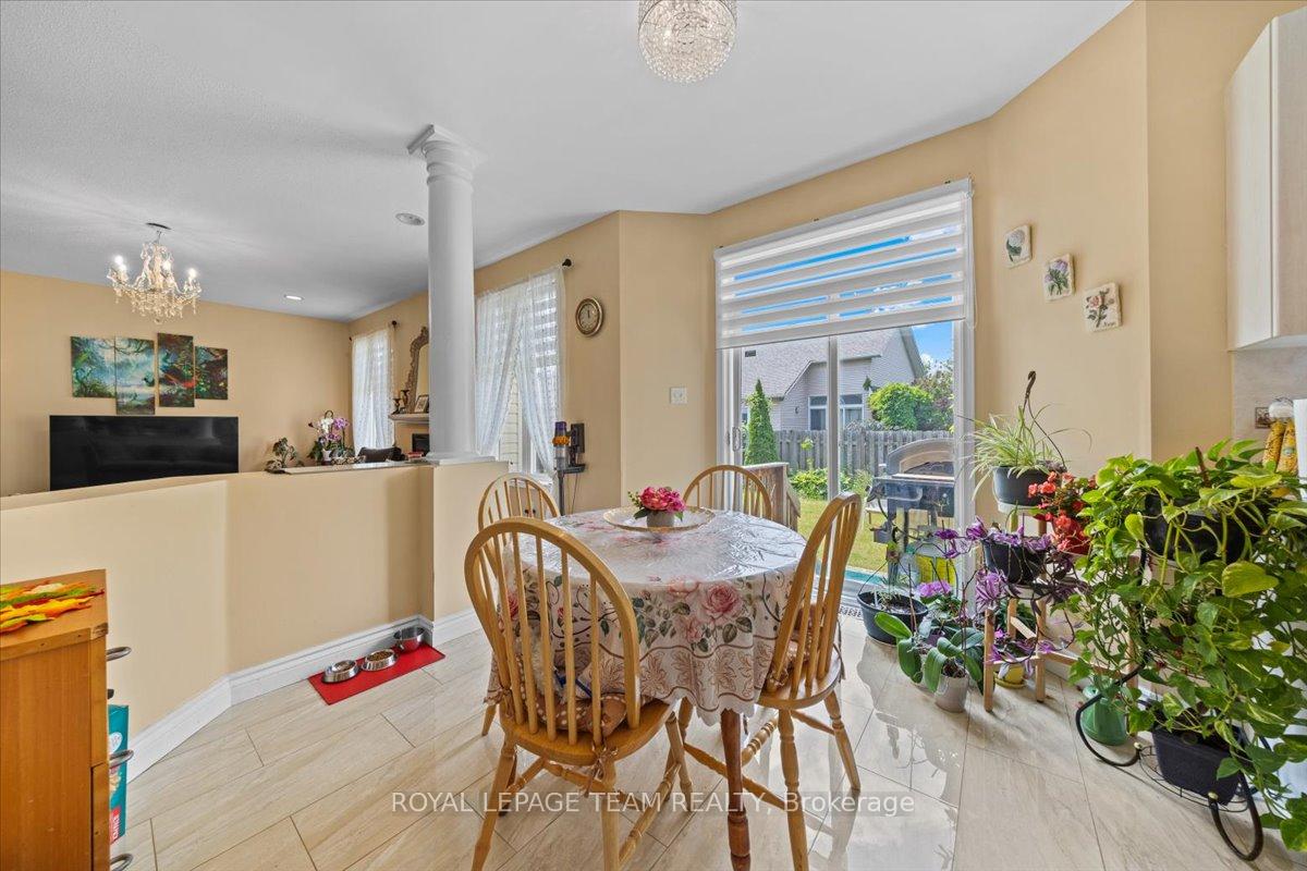 Photo 18 of 12 Sunvale Way, Ottawa, Barrhaven East — HOMEH