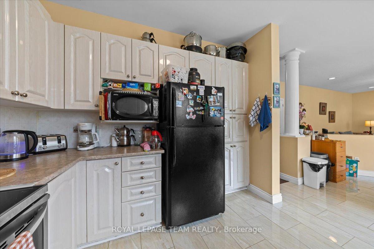 Photo 23 of 12 Sunvale Way, Ottawa, Barrhaven East — HOMEH