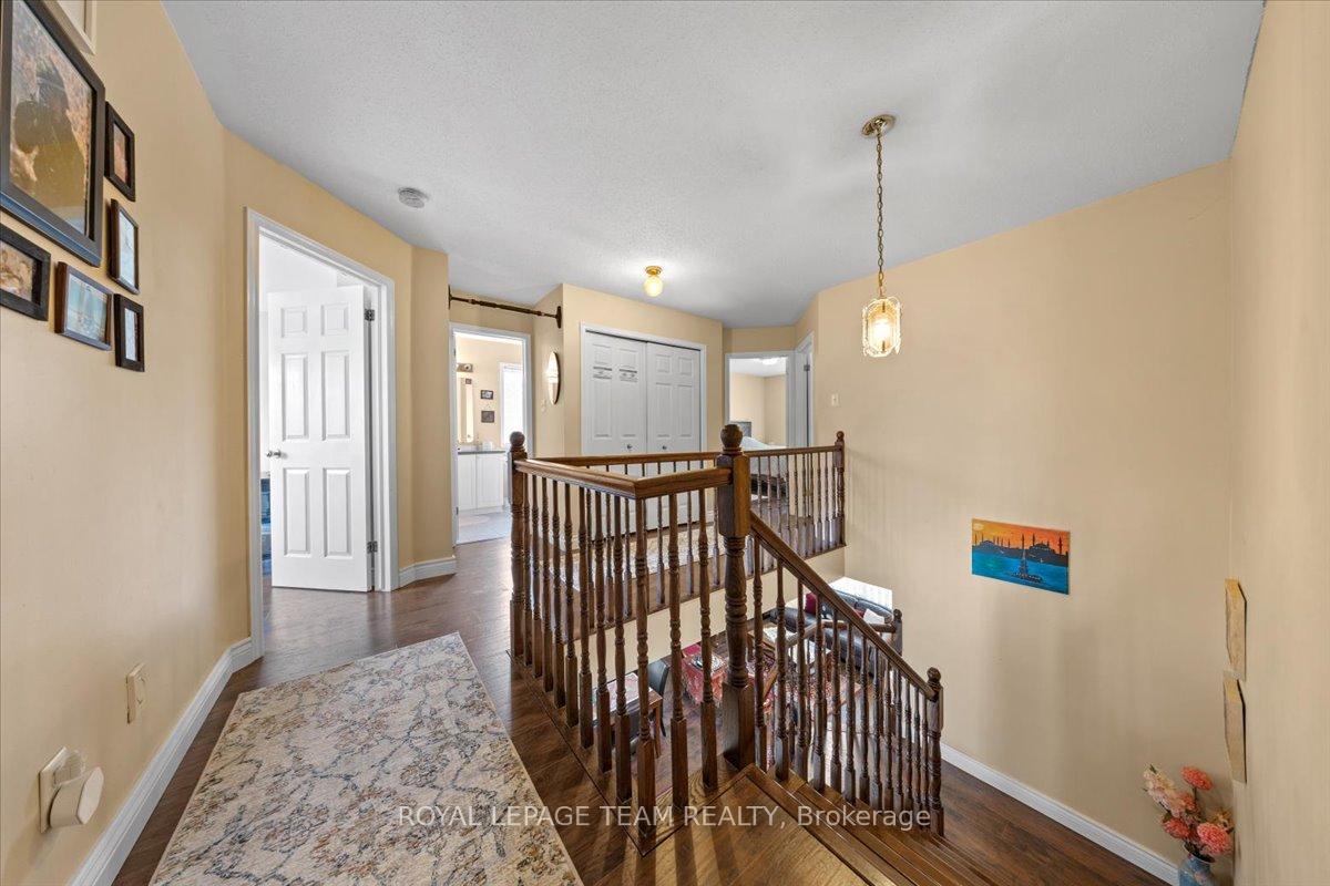 Photo 24 of 12 Sunvale Way, Ottawa, Barrhaven East — HOMEH