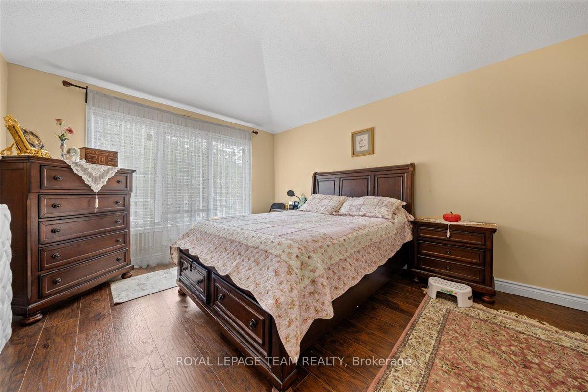 Photo 33 of 12 Sunvale Way, Ottawa, Barrhaven East — HOMEH