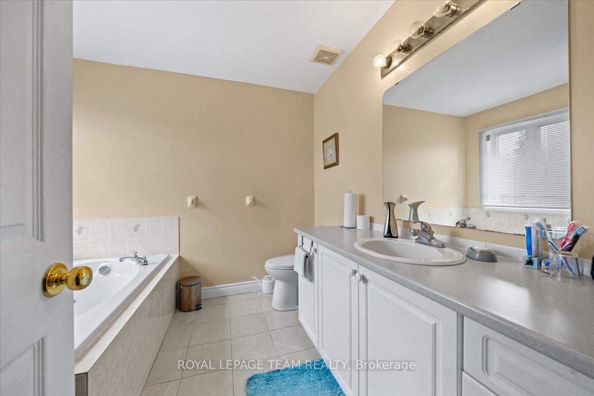 Photo 36 of 12 Sunvale Way, Ottawa, Barrhaven East — HOMEH