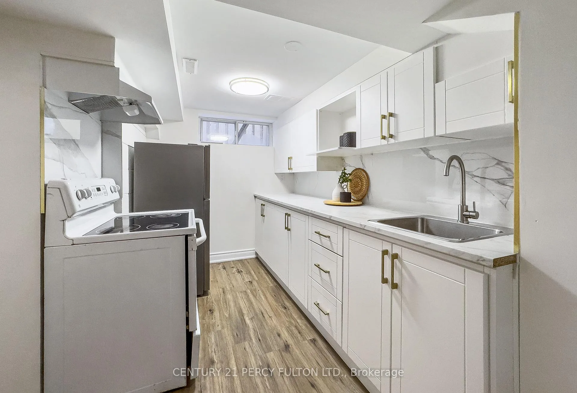 Photo 29 of 1023 Centre Street N, Whitby, Williamsburg — HOMEH