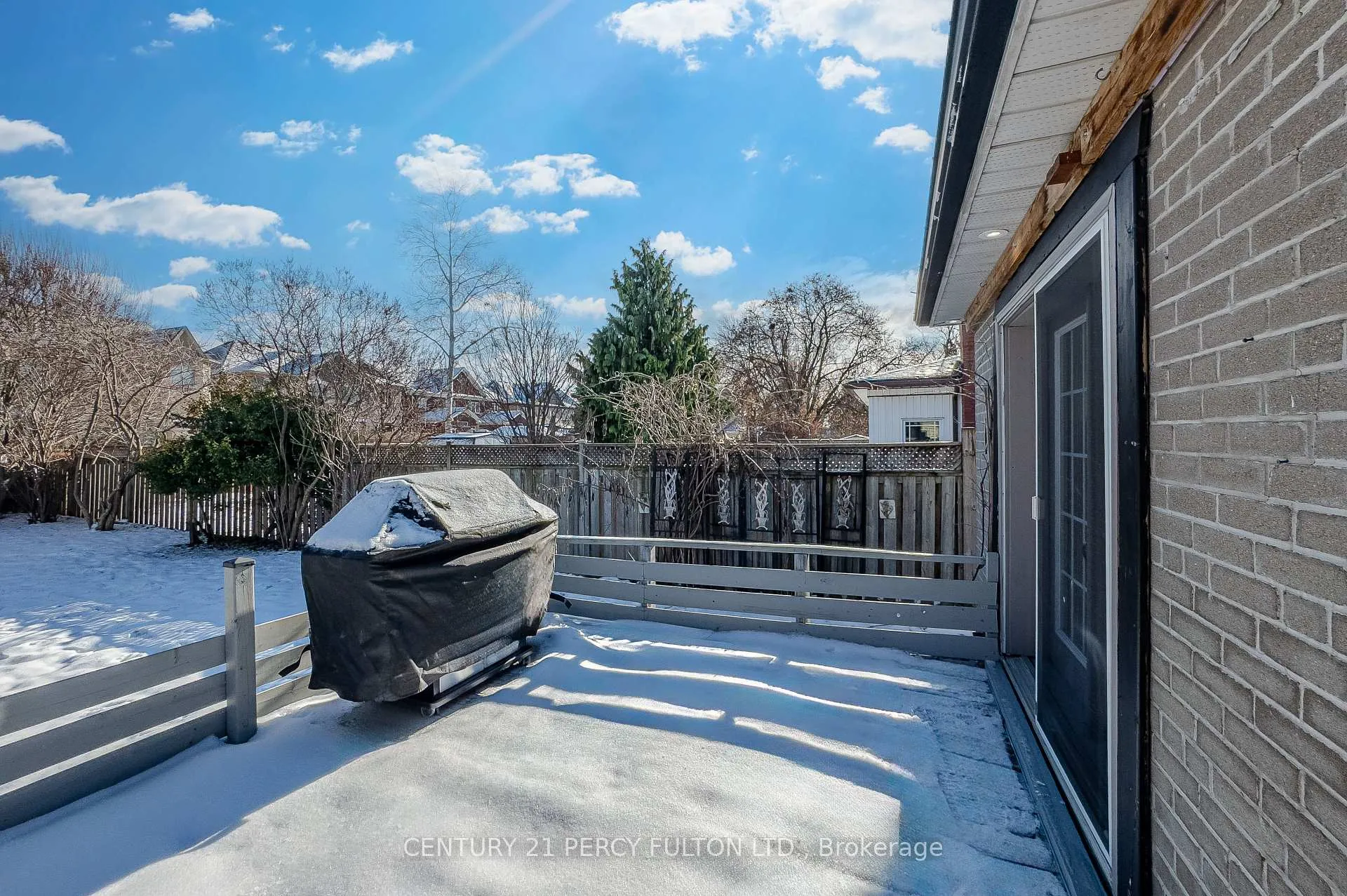 Photo 36 of 1023 Centre Street N, Whitby, Williamsburg — HOMEH