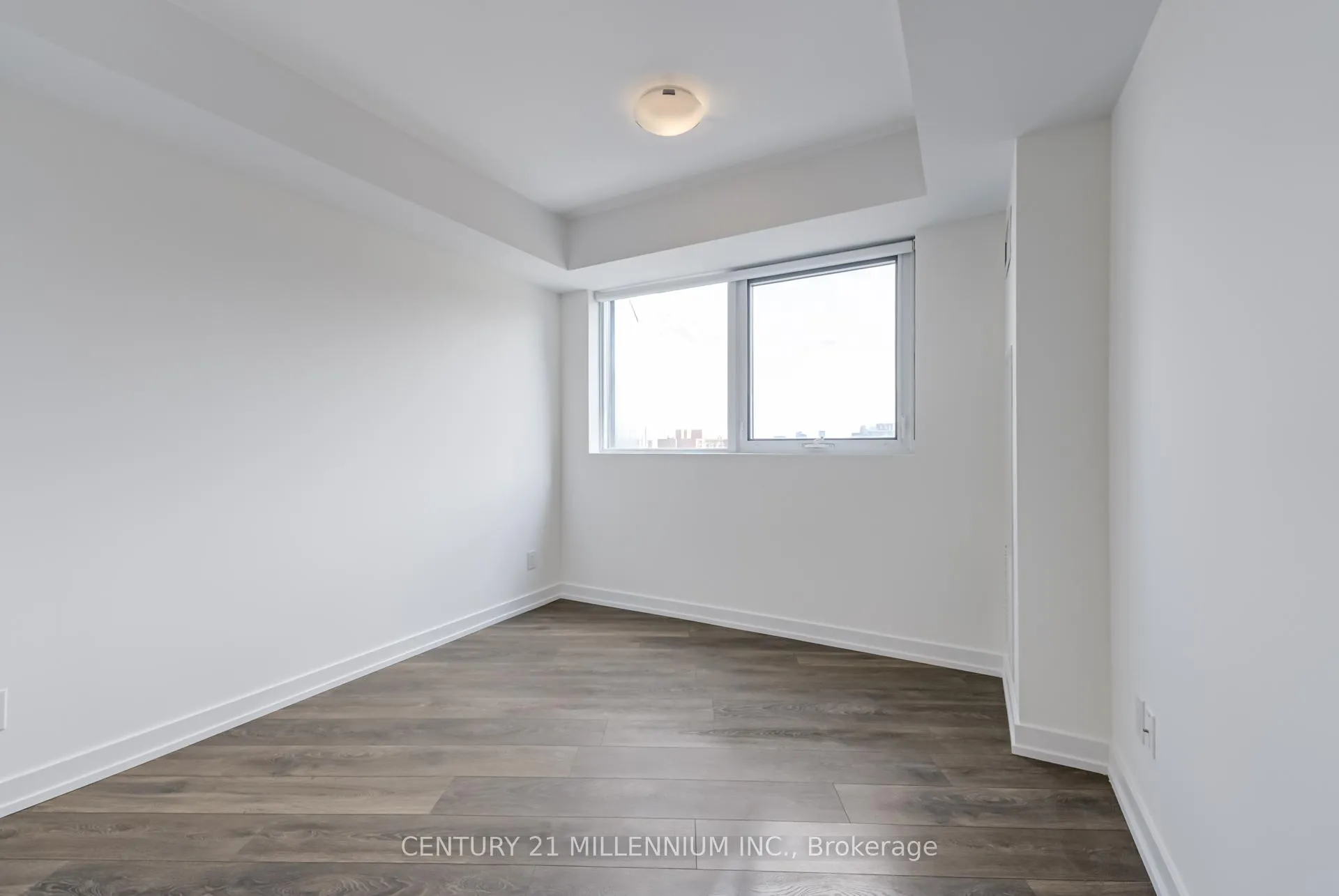 Photo 3 of Unit 708, 159 Wellesley Street E, Toronto, Cabbagetown-South St. James Town — HOMEH