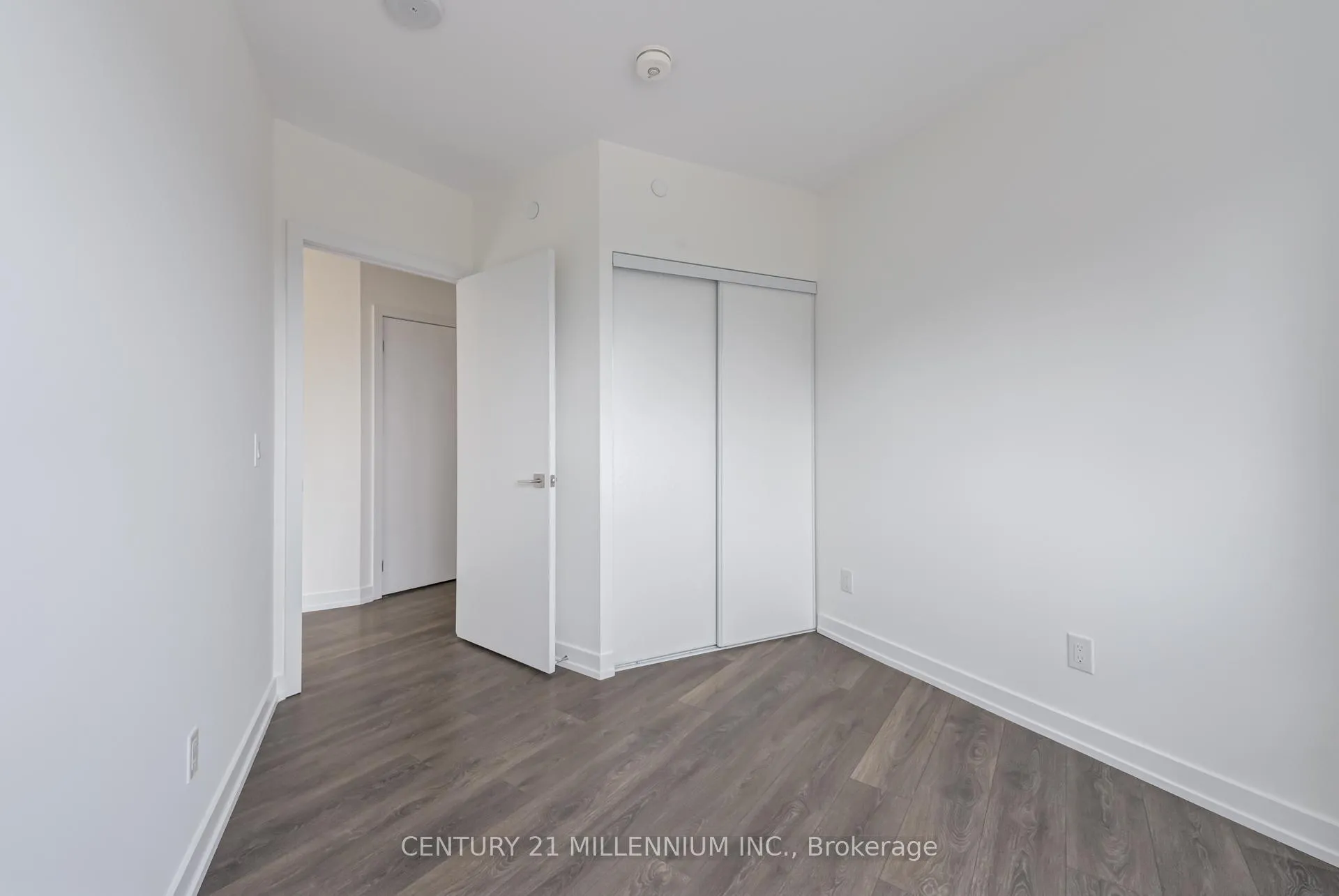 Photo 9 of Unit 708, 159 Wellesley Street E, Toronto, Cabbagetown-South St. James Town — HOMEH