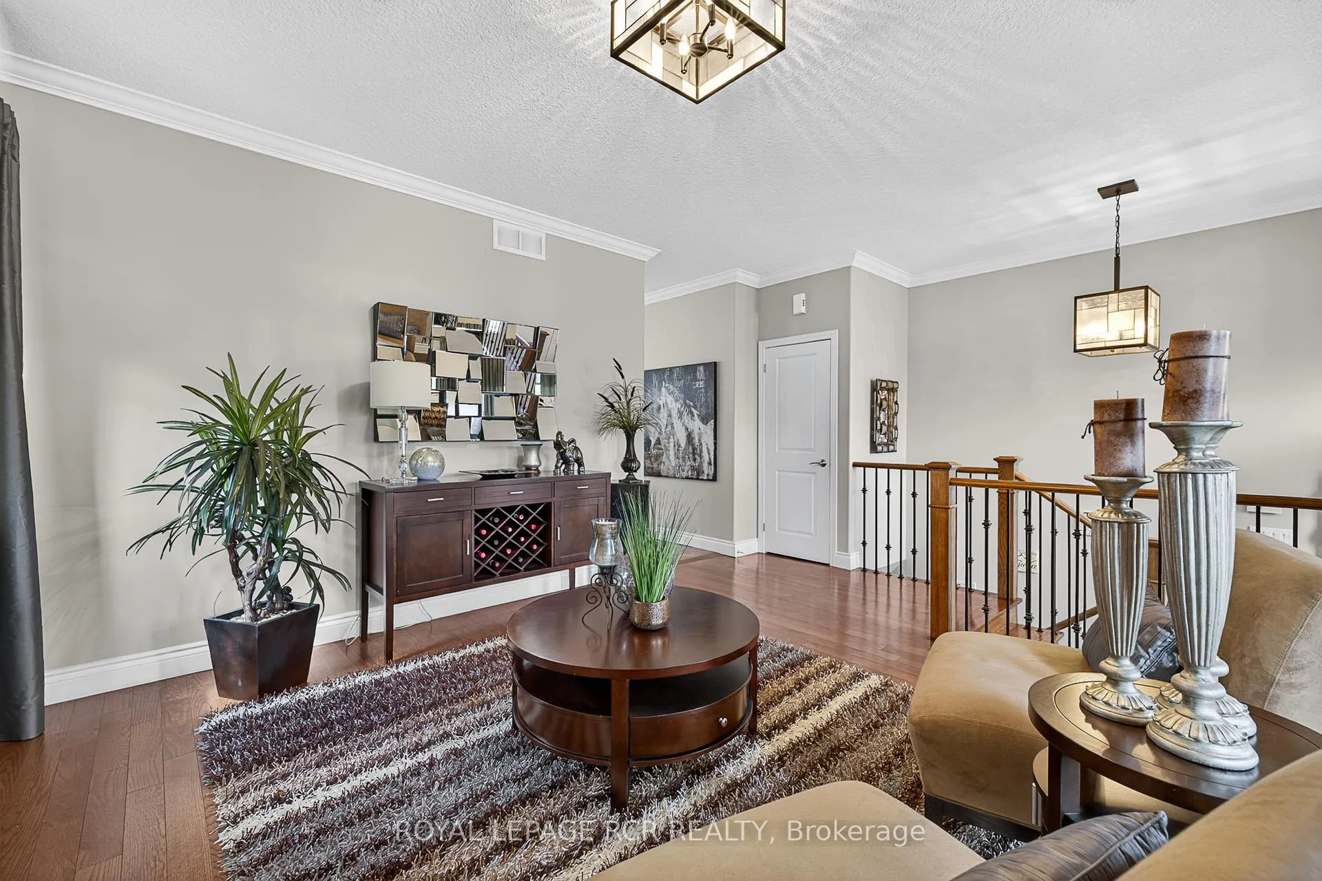Photo 11 of 21 Corvinelli Drive, Whitby, Brooklin — HOMEH