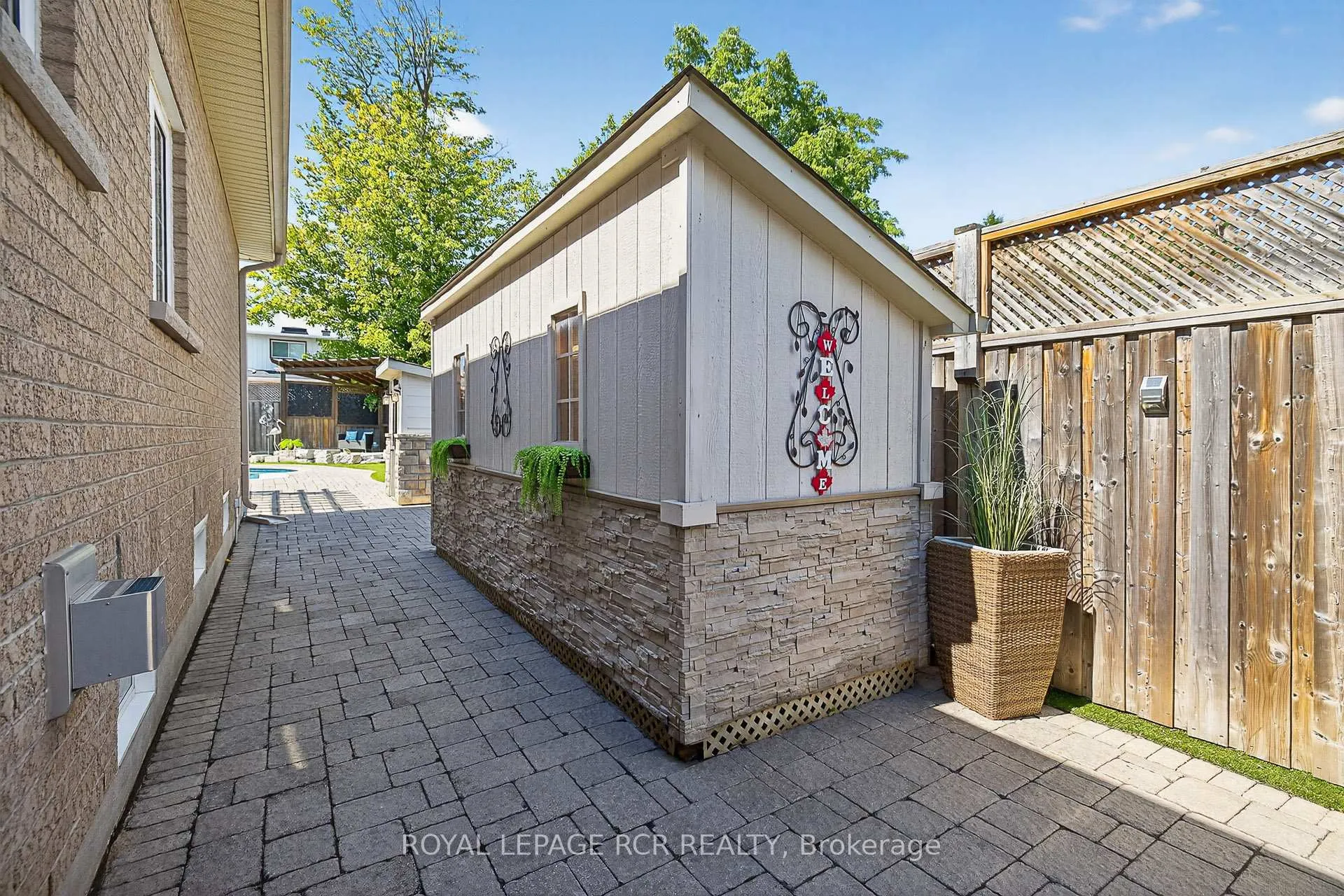 Photo 38 of 21 Corvinelli Drive, Whitby, Brooklin — HOMEH