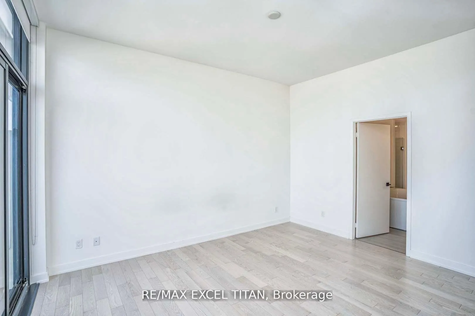 Photo 18 of Unit UPH06, 20 Lombard Street, Toronto, Church-Yonge Corridor — HOMEH