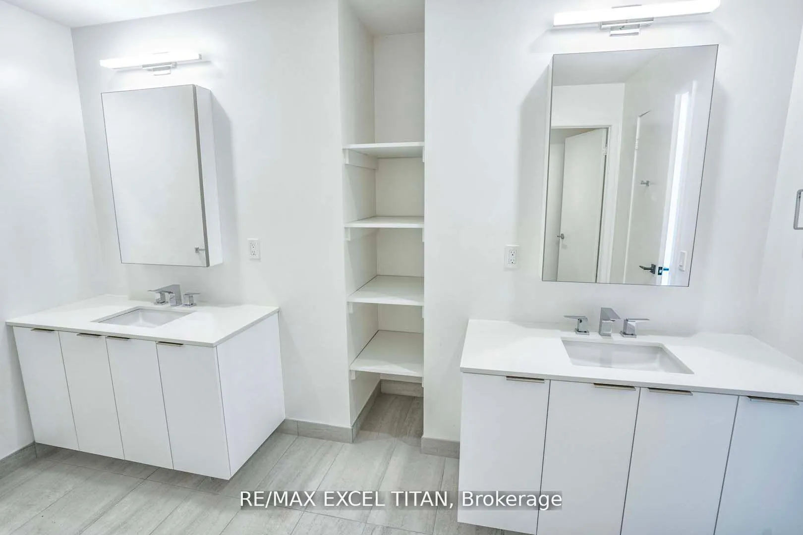Photo 20 of Unit UPH06, 20 Lombard Street, Toronto, Church-Yonge Corridor — HOMEH