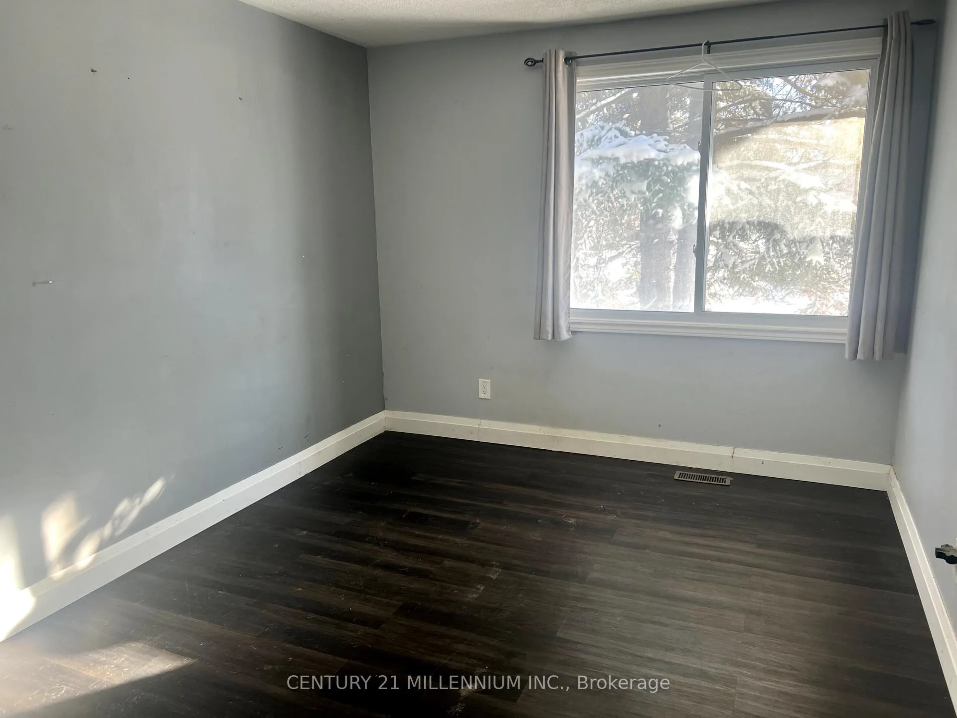 Photo 22 of 400 Robert Street, Shelburne — HOMEH