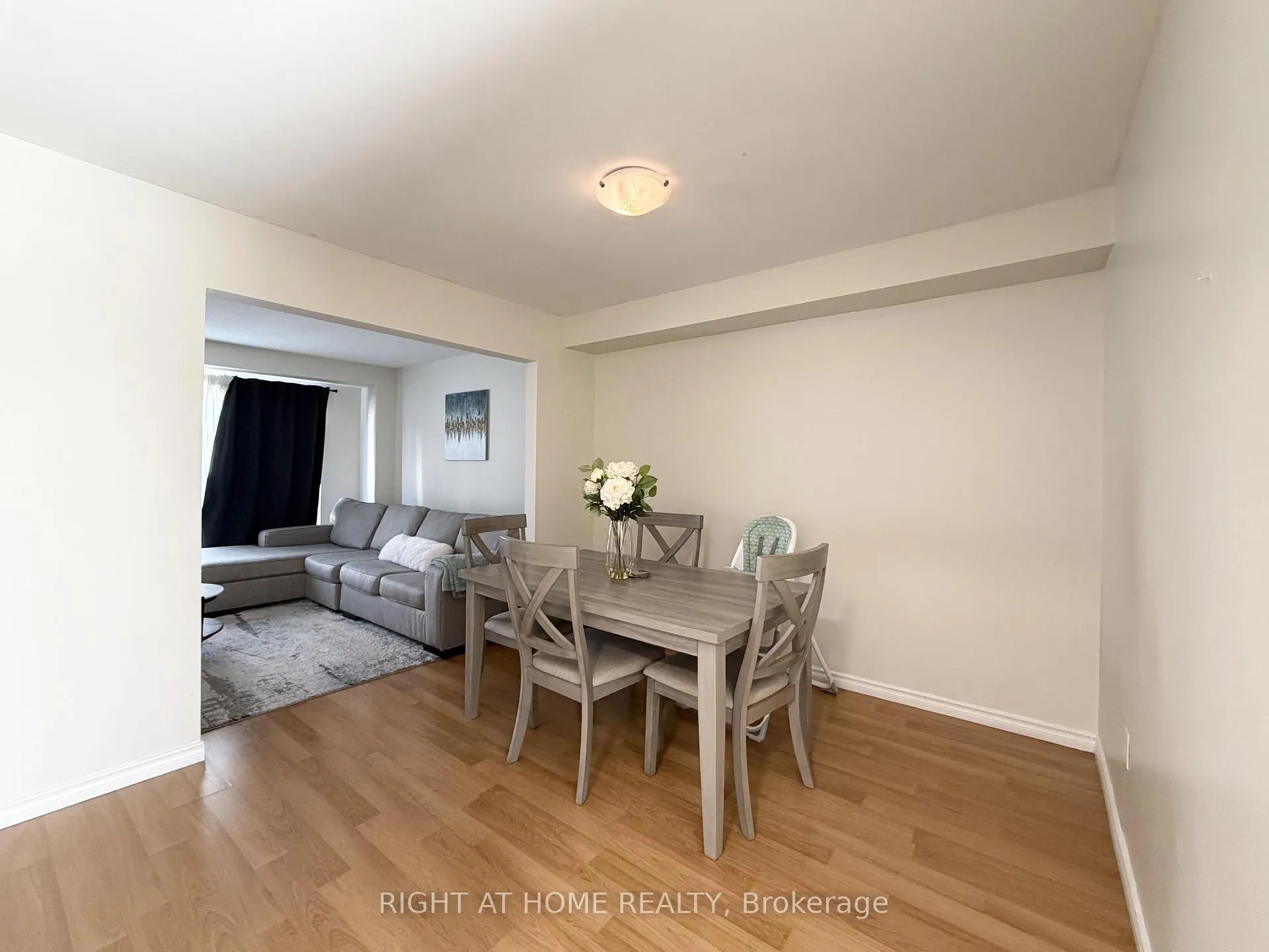 Photo 6 of Unit 42, 1400 Mary Street N, Oshawa, Samac — HOMEH