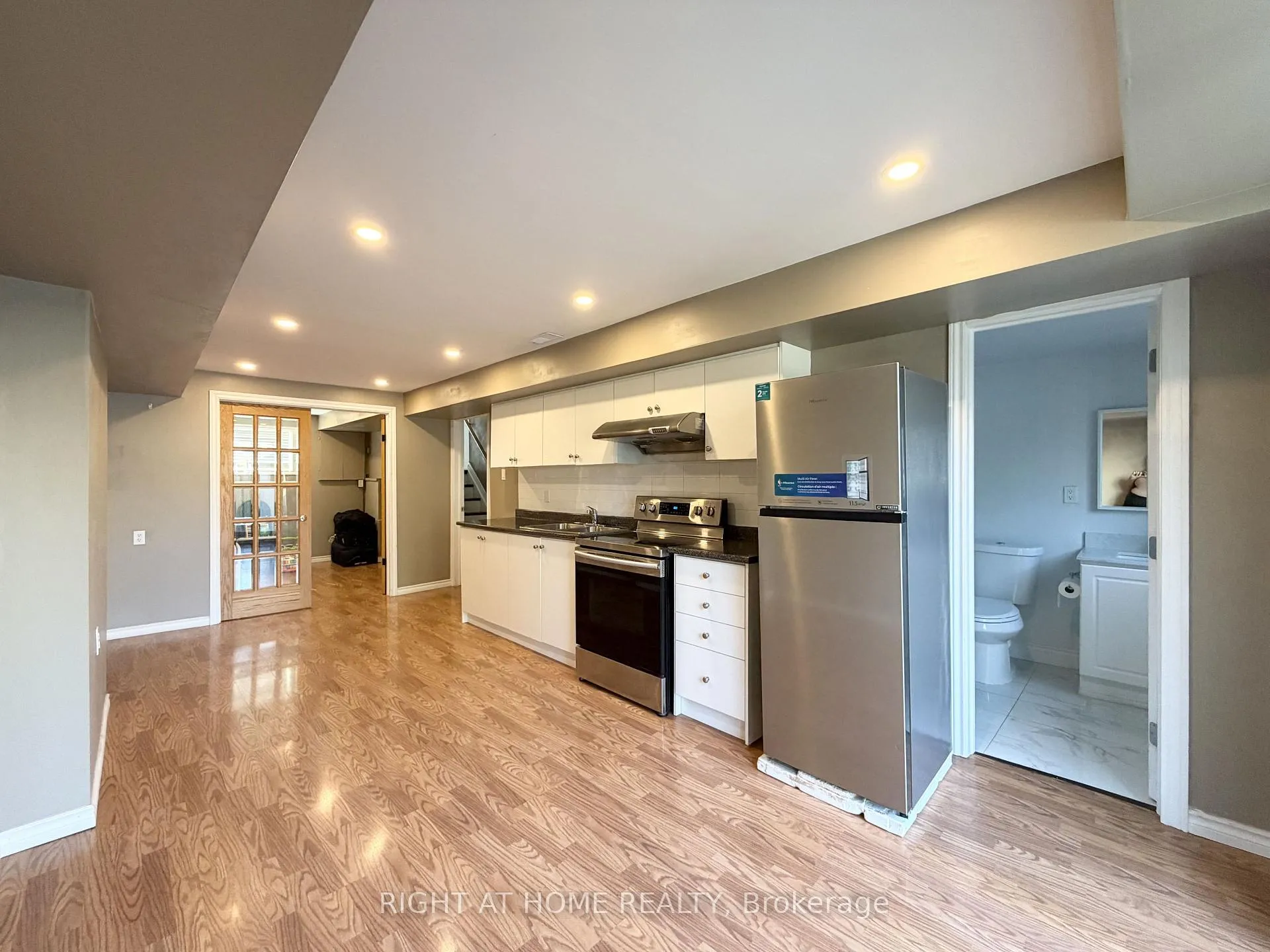 Photo 26 of Unit 42, 1400 Mary Street N, Oshawa, Samac — HOMEH