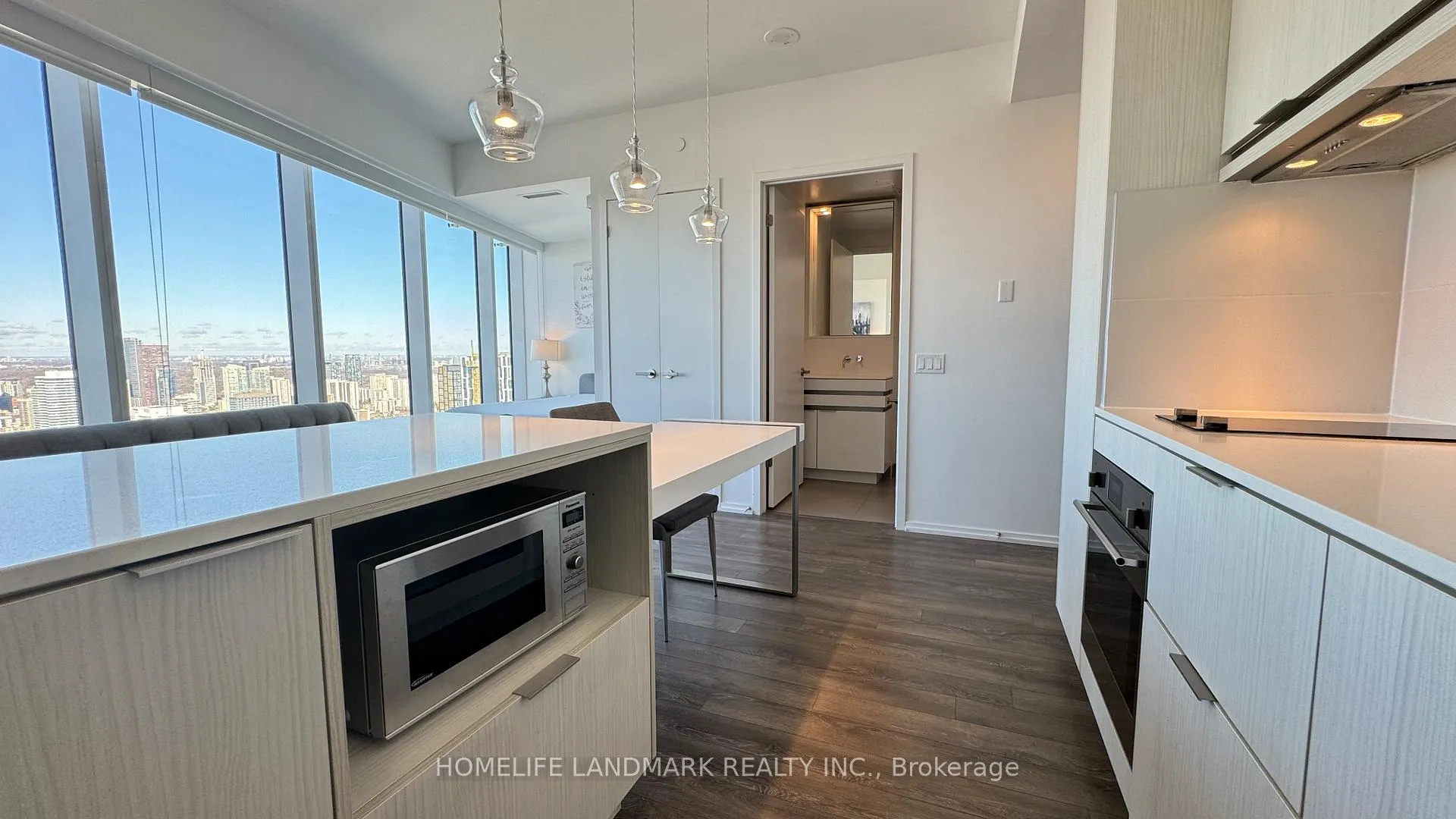 Photo 4 of Unit 5113, 197 Yonge Street, Toronto, Church-Yonge Corridor — HOMEH
