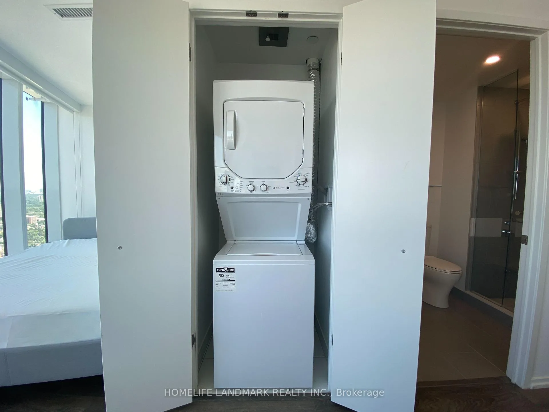 Photo 12 of Unit 5113, 197 Yonge Street, Toronto, Church-Yonge Corridor — HOMEH