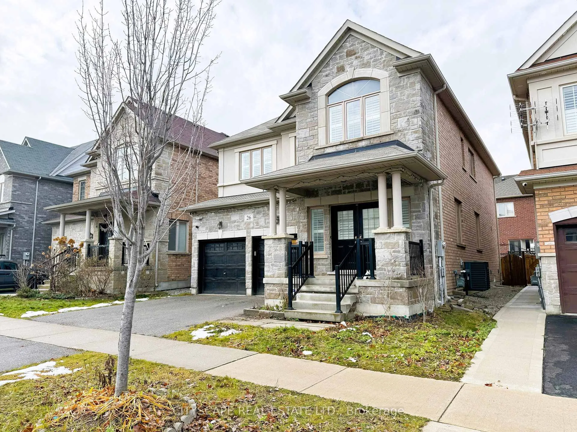 Photo 2 of 26 Clockwork Drive, Brampton, Northwest Brampton — HOMEH