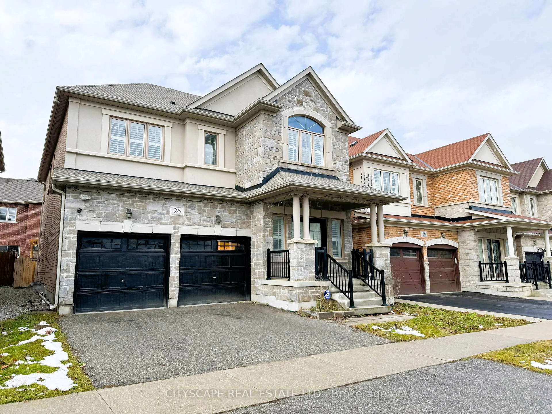 Photo 3 of 26 Clockwork Drive, Brampton, Northwest Brampton — HOMEH