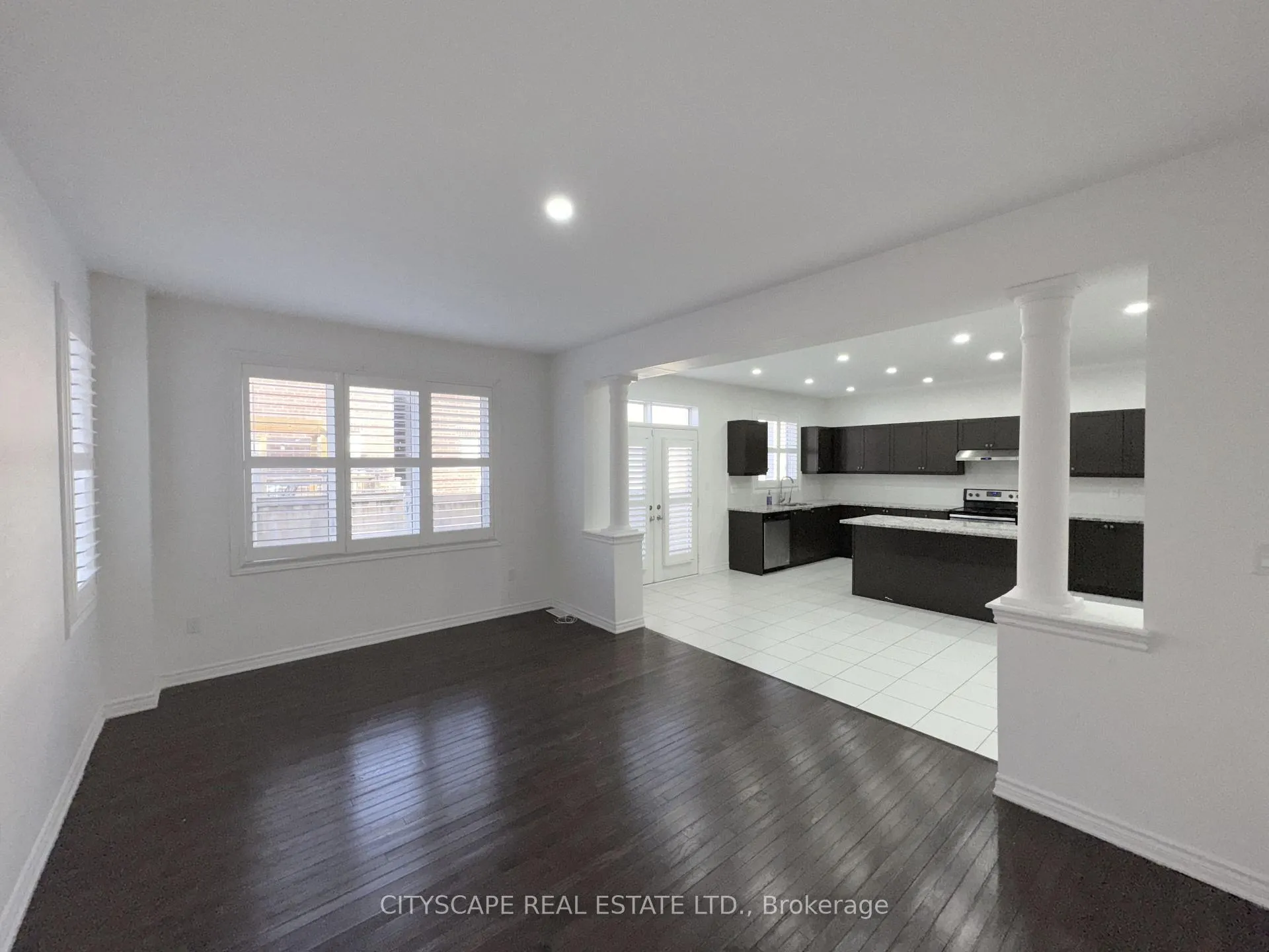 Photo 13 of 26 Clockwork Drive, Brampton, Northwest Brampton — HOMEH