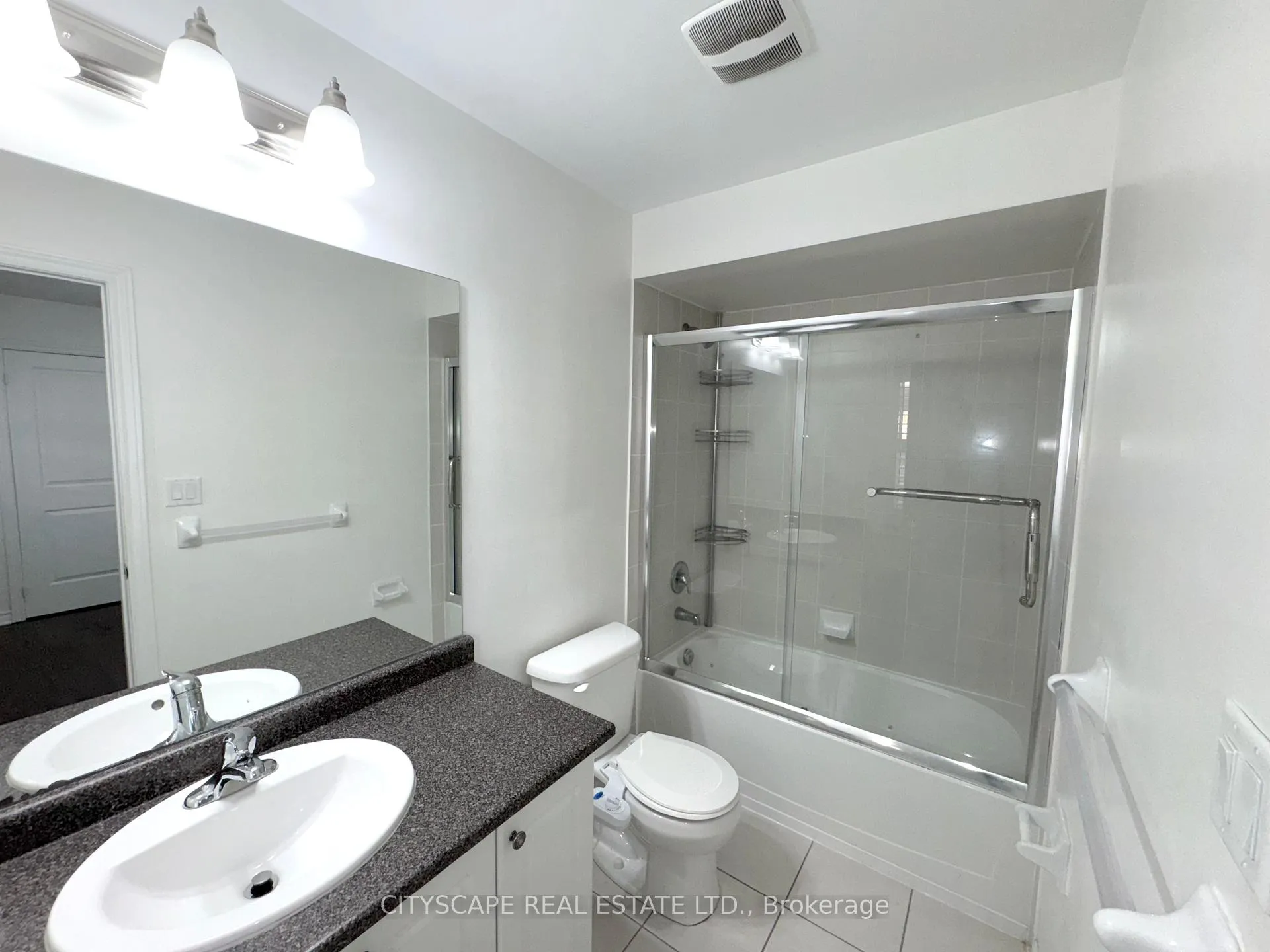 Photo 24 of 26 Clockwork Drive, Brampton, Northwest Brampton — HOMEH