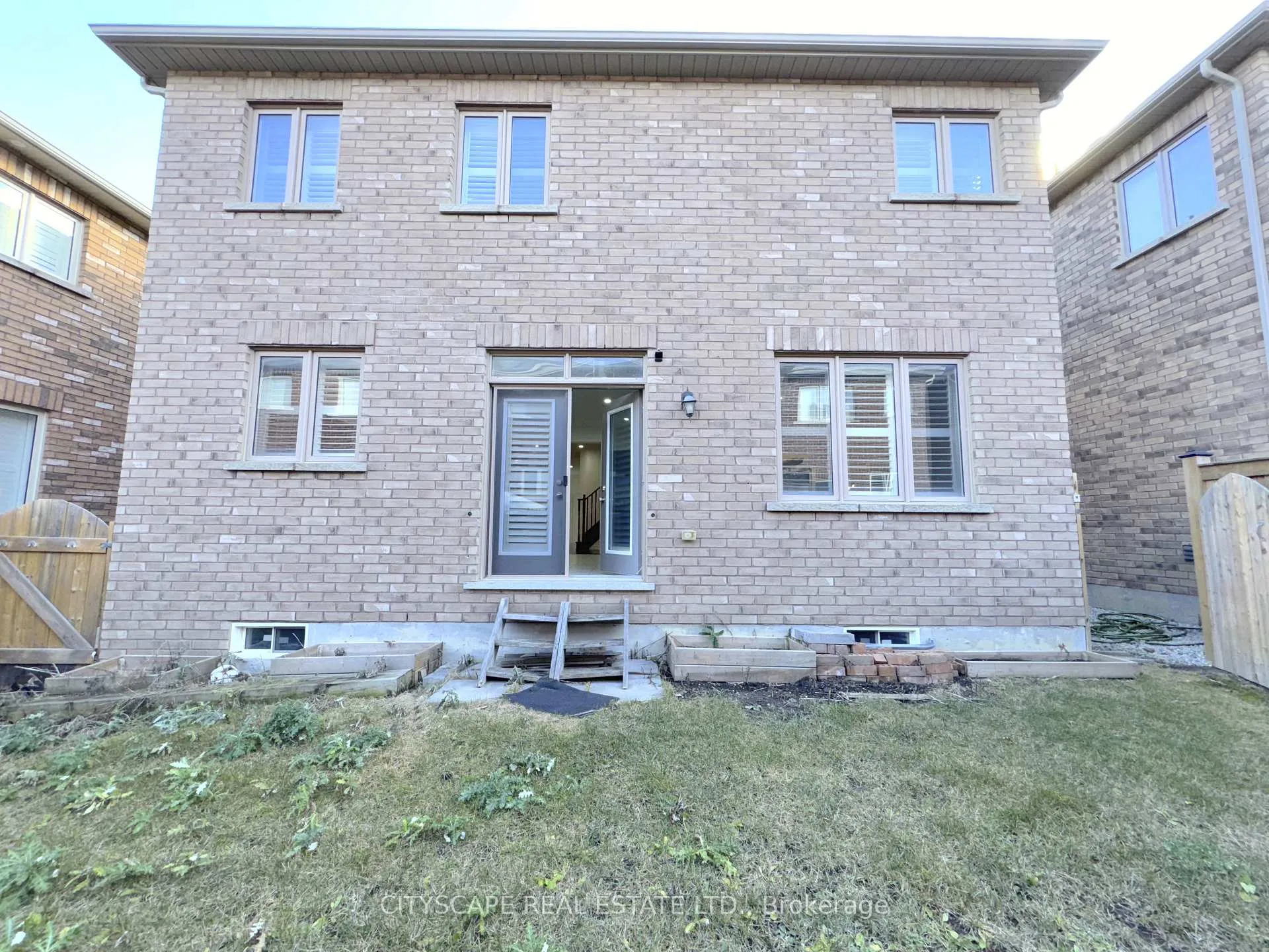 Photo 39 of 26 Clockwork Drive, Brampton, Northwest Brampton — HOMEH
