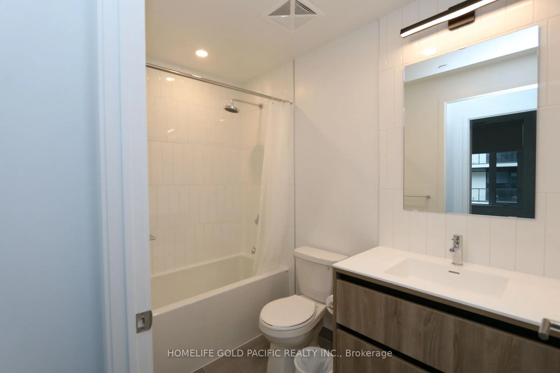 Photo 11 of Unit 520, 8 Beverley Glen Boulevard, Vaughan, Beverley Glen — HOMEH